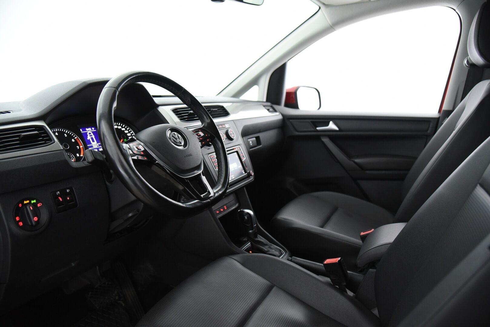 Volkswagen Caddy Maxi 2016 Trendline 1,4 TSI 92kW DSG bens. / Adapt. vakkari / Webasto / P. Kamera / Suomi-Auto - P. Tutkat / Lämmitettävä tuulilasi