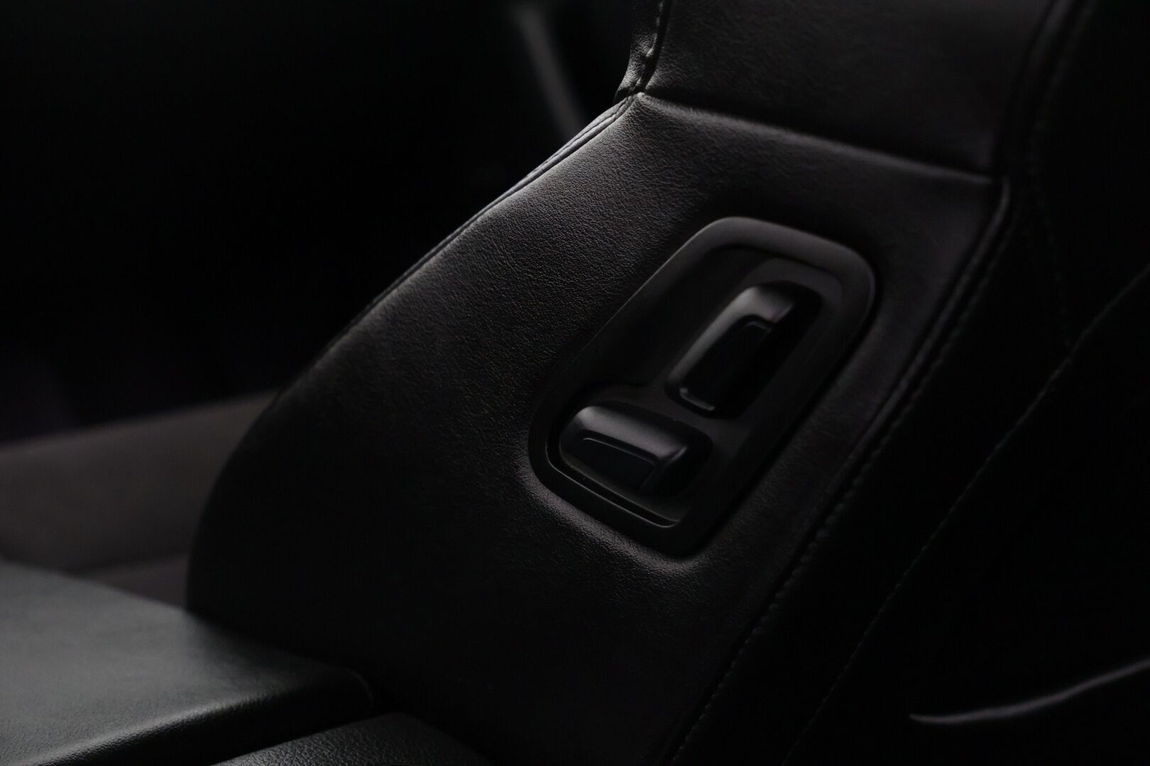 Skoda Superb 2016 Combi 1,8 TSI Style DSG Autom. - Suomi-auto | Webasto | Adapt.Vakkari | Canton | Muistinpenkki | Vetokoukku | Peruutuskamera | Nahka-Alcantara | Huippuvarusteet!