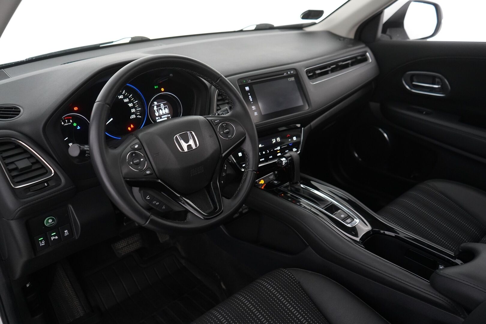 Honda HR-V 2016 1,5 Executive CVT *Vakkari / Koukku / Kamera / Kattoikkuna / Lohko / Keyless / Helmiäisvalkoinen* - Suomi-auto / Merkkihuollettu / 2. omisteinen / Juuri huollettu / Kahdet vanteet