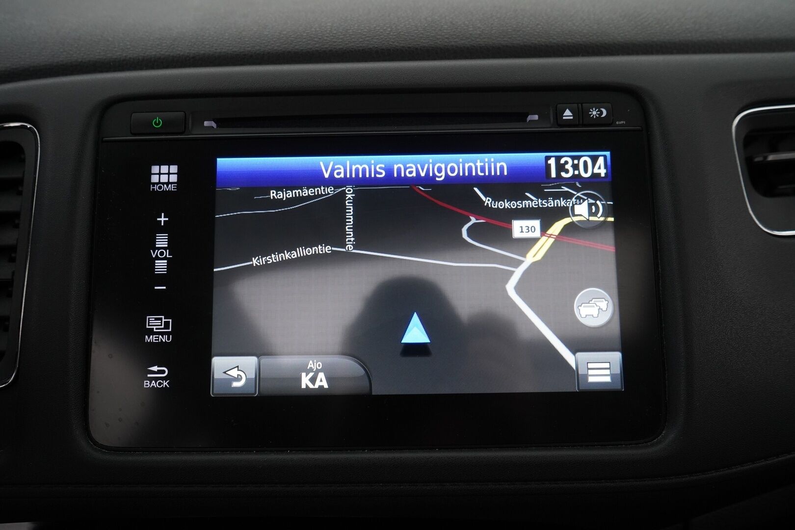 Honda HR-V 2016 1,5 Executive CVT *Vakkari / Koukku / Kamera / Kattoikkuna / Lohko / Keyless / Helmiäisvalkoinen* - Suomi-auto / Merkkihuollettu / 2. omisteinen / Juuri huollettu / Kahdet vanteet