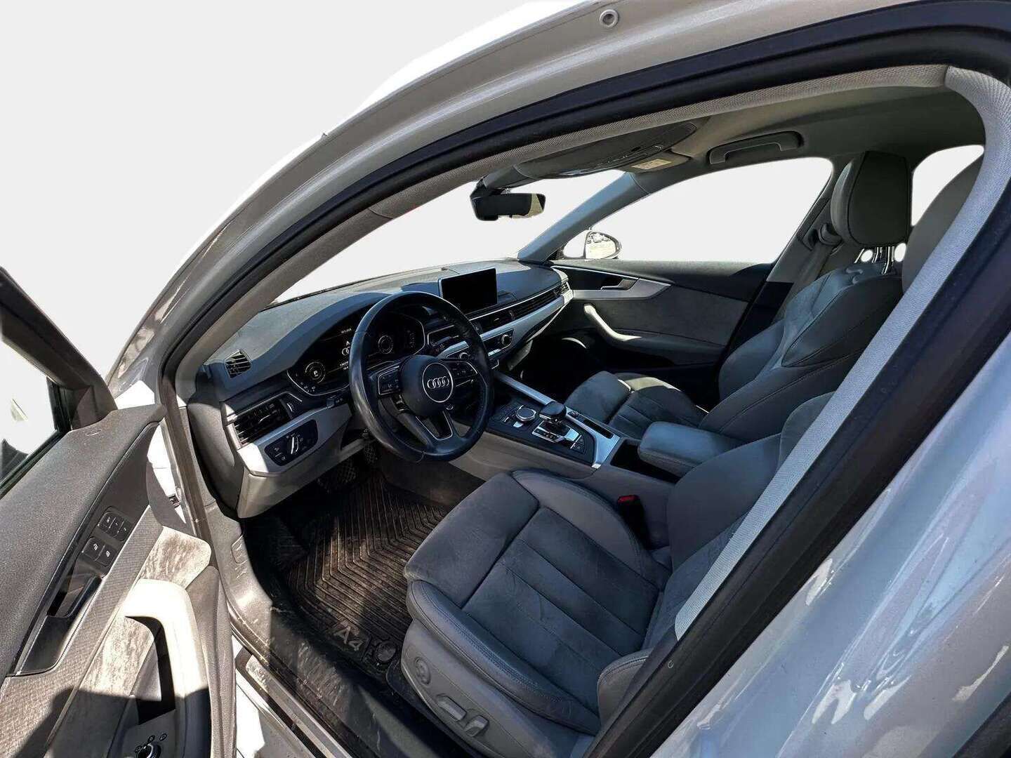 Audi A4 2017 Sedan Business Sport 2,0 TFSI 140 kW S tronic - | Suomi Auto | Webasto | Digimittari | Matrix LED | P.Kamera | Sähkösäätöiset penkit | Kuljettajan istuin muistilla | Vakkari | 