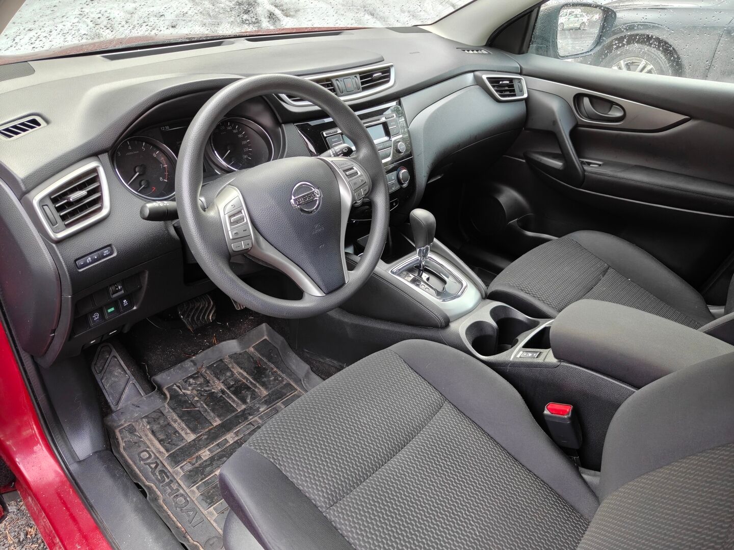 Nissan Qashqai 2016 DIG-T 115 Visia 2WD Xtronic E6 * MYYDÄÄN HUUTOKAUPAT.COM! * - MYYDÄÄN HUUTOKAUPAT.COM!