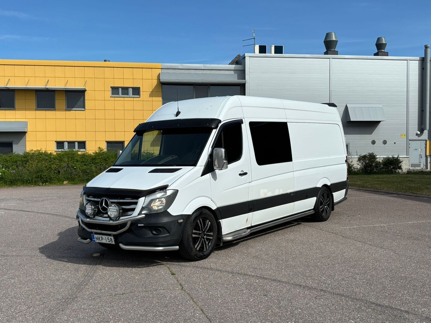 Mercedes-Benz Sprinter 2015 SPRINTER Matkailuauto (SA) 5ov 2143cm3 - 2+3 Jatko-ohjaamo | Vakkari | Webasto | Jääkaappi | Ei ad-blue | P*kamera | Kromiputki sarja
