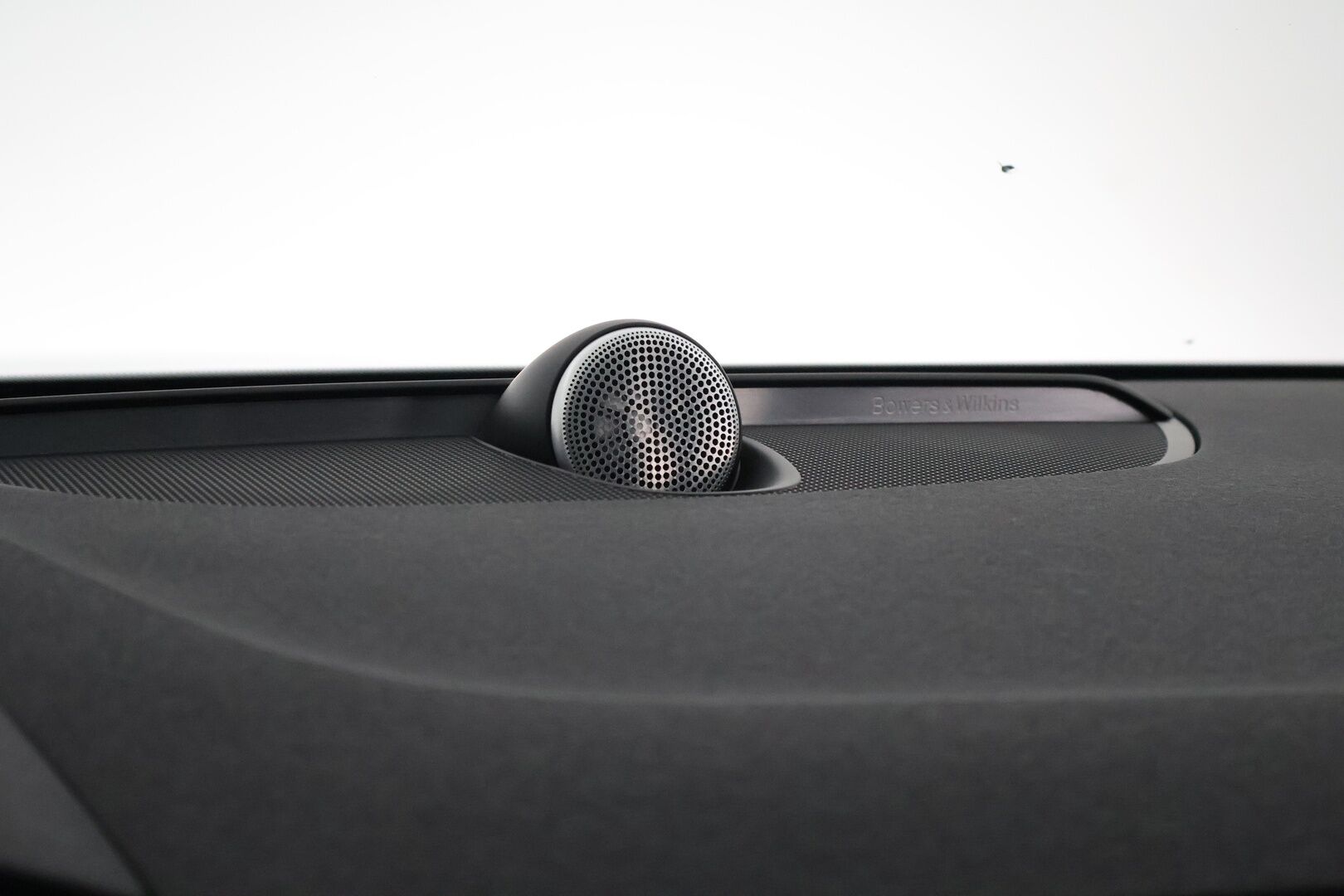 Volvo V90 2017 D5 AWD Business R-Design aut - Bowers&Wilkins | HUD | Vetokoukku | ACC | Kattoluukku | Webasto | Ei adblueta |  Kattavasti varusteltu | Hieno yksilö 