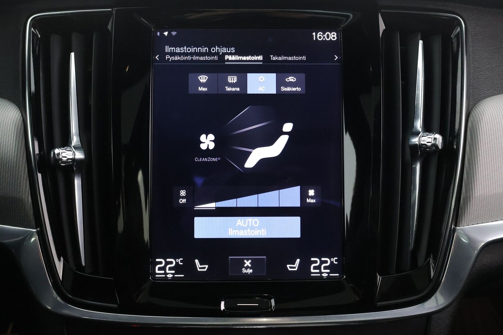 Volvo V90 2017 D5 AWD Business R-Design aut - Bowers&Wilkins | HUD | Vetokoukku | ACC | Kattoluukku | Webasto | Ei adblueta |  Kattavasti varusteltu | Hieno yksilö 
