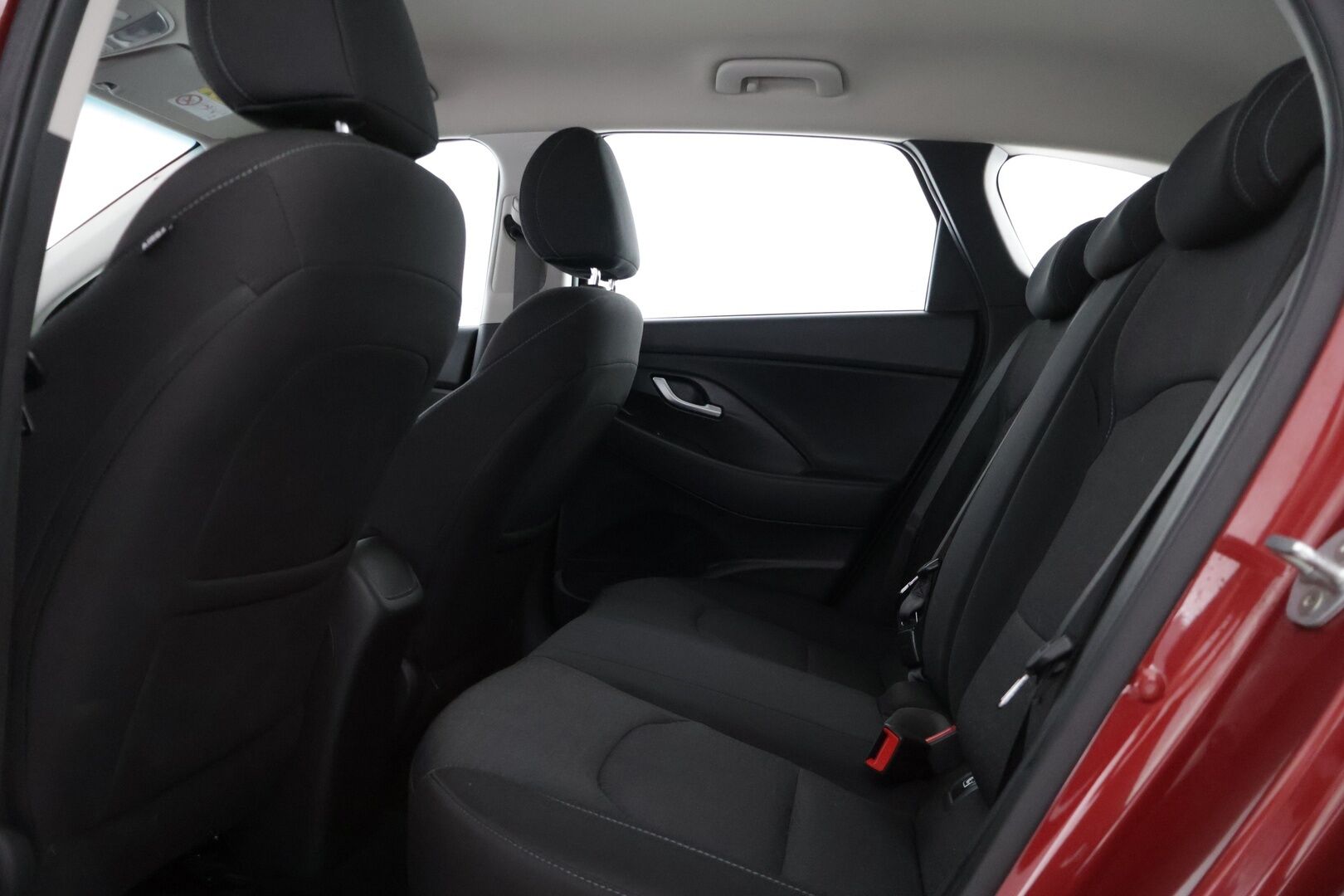 Hyundai i30 Wagon 2021 1,0 T-GDI 120 hv 48V hybrid 7-DCT-aut Comfort* Ir.vetokoukku / P-kamera / Navi / Ratinlämmitin * - *Merkkiliikkeen huoltohistoria / Hyvät kesä -ja talvirenkaat omilla aluvanteilla / Myydään juuri huollettuna *