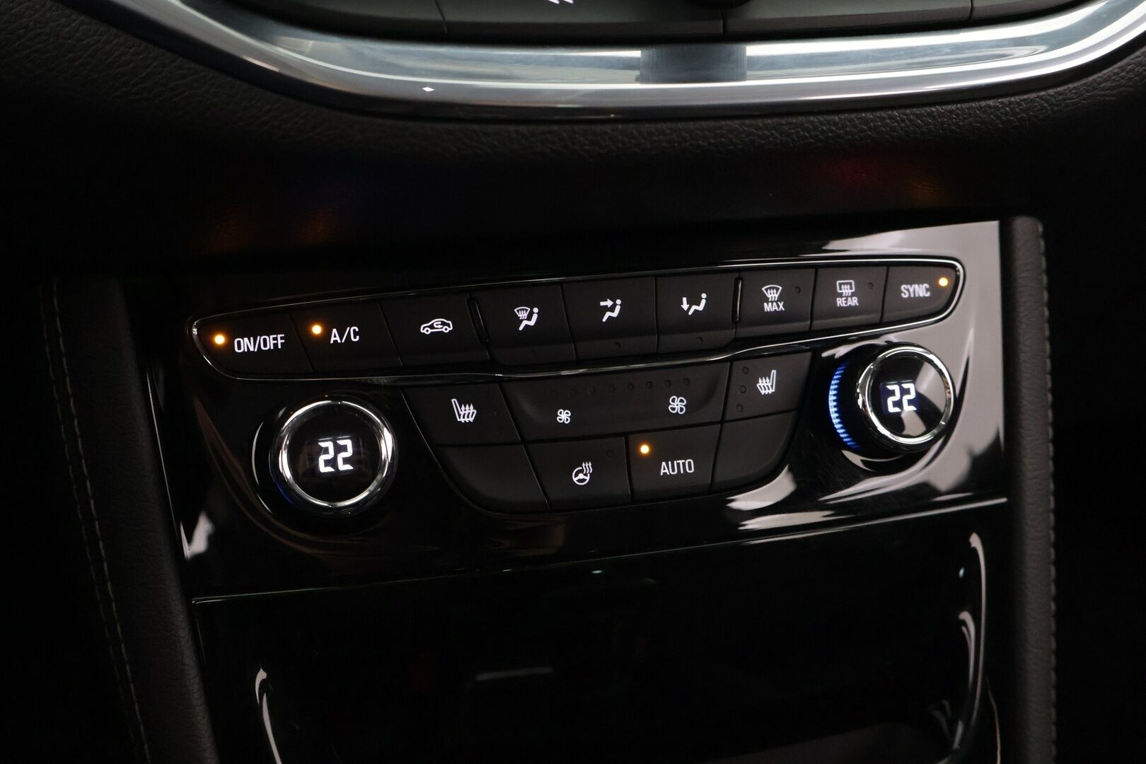 Opel Astra 2017 Sports Tourer Innovation 1,4 Turbo Start/Stop 110kW AT6 - Ratinlämmitin / Peruutuskamera / - Osta nyt, maksa vasta ensi vuonna