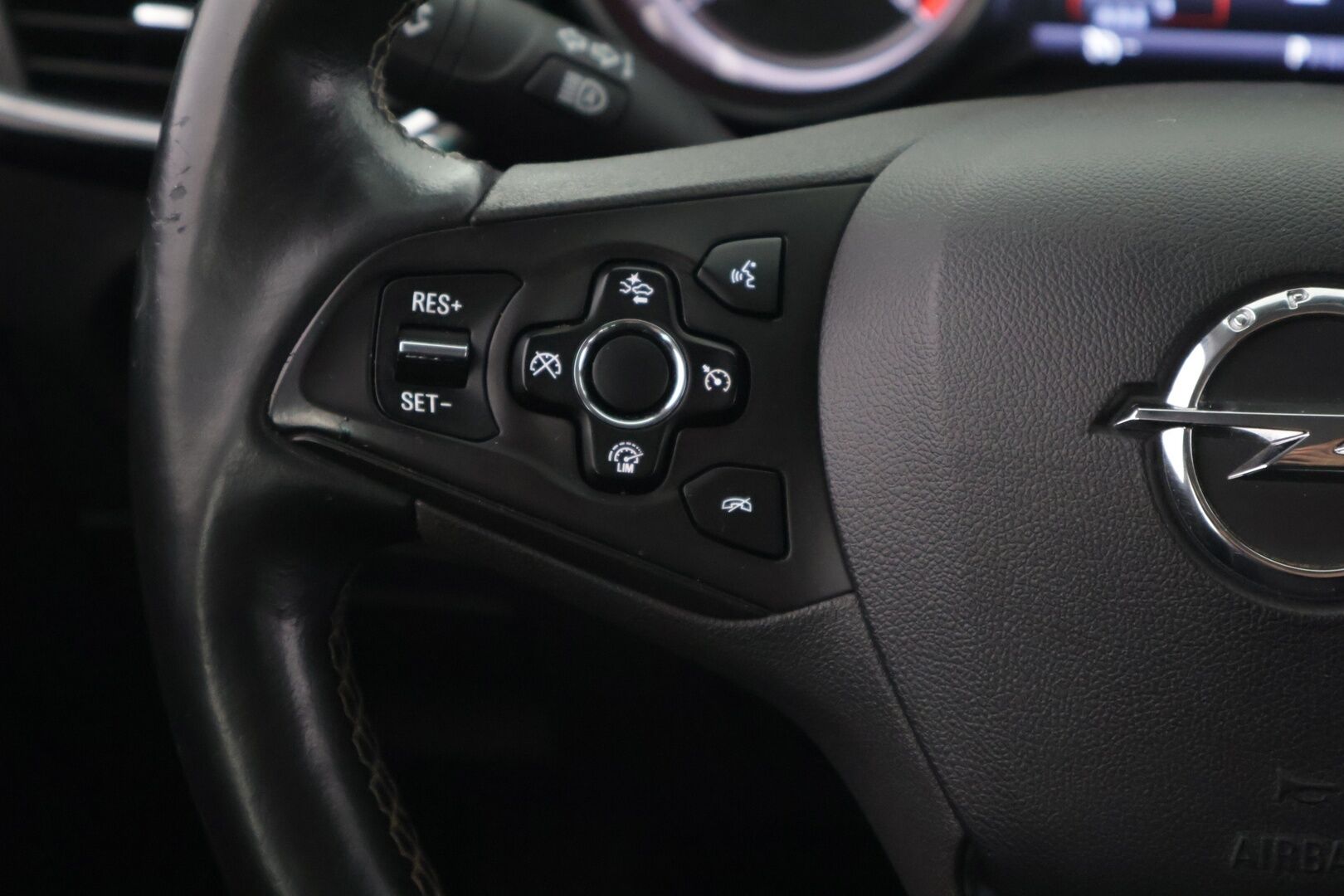 Opel Astra 2017 Sports Tourer Innovation 1,4 Turbo Start/Stop 110kW AT6 - Ratinlämmitin / Peruutuskamera / - Osta nyt, maksa vasta ensi vuonna