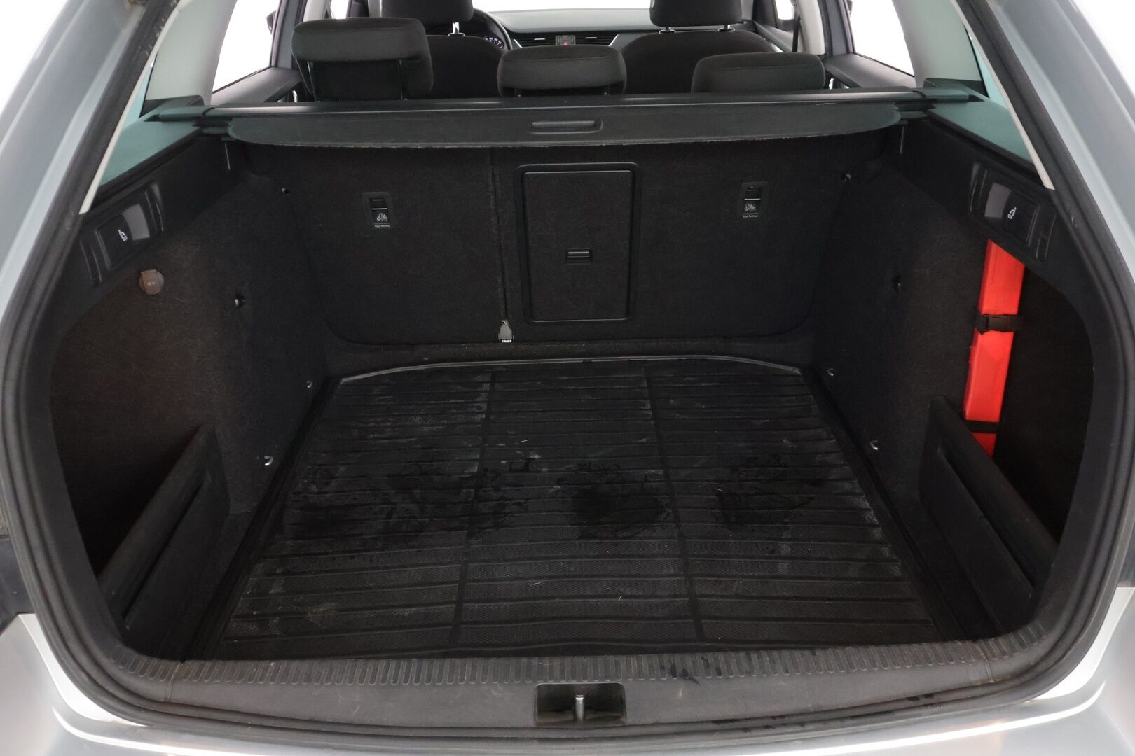 Skoda Octavia 2017 Combi 1,6 TDI Style DSG Autom. *YritysOutlet - Myydään vain yrityksille*