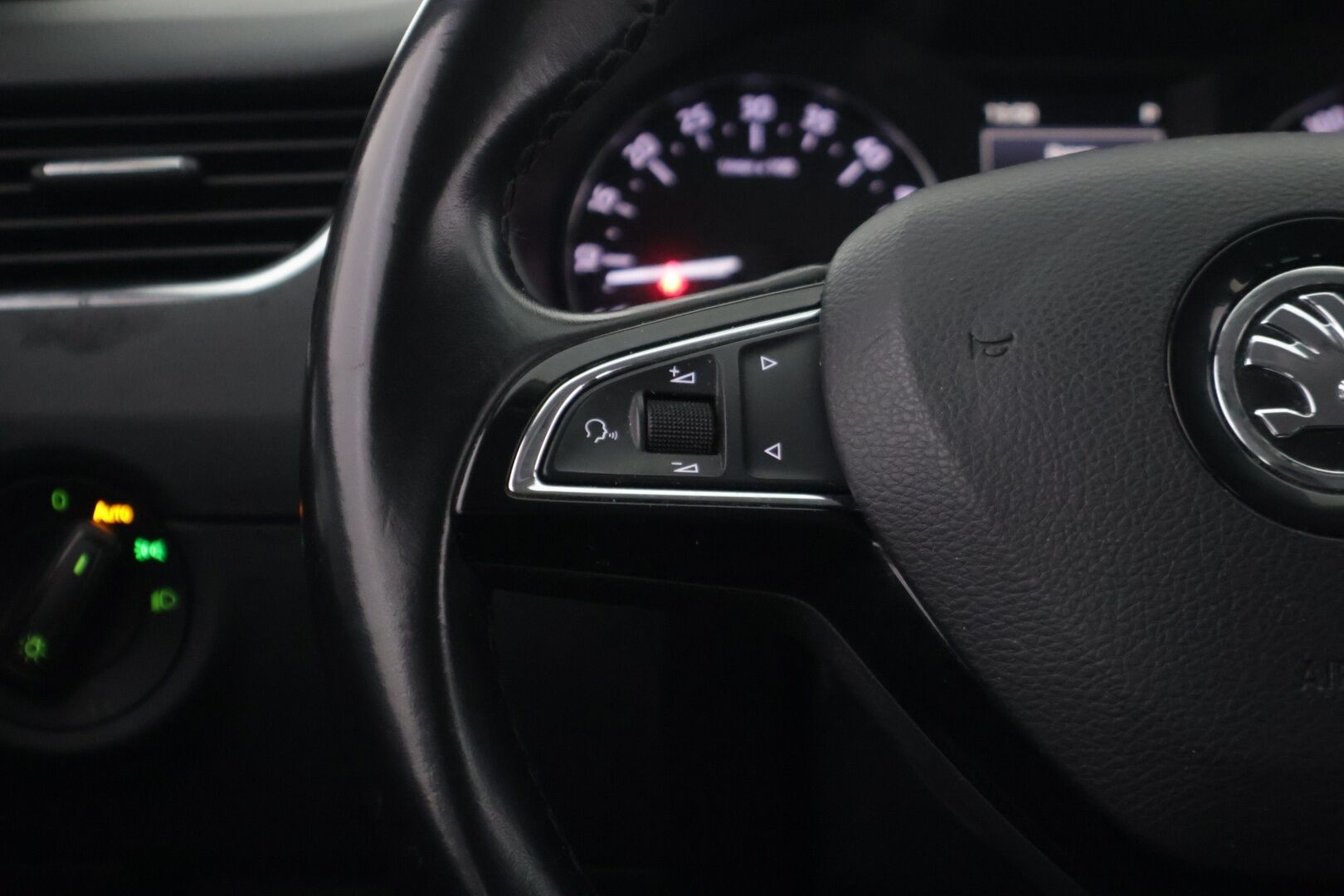 Skoda Octavia 2017 Combi 1,6 TDI Style DSG Autom. *YritysOutlet - Myydään vain yrityksille*