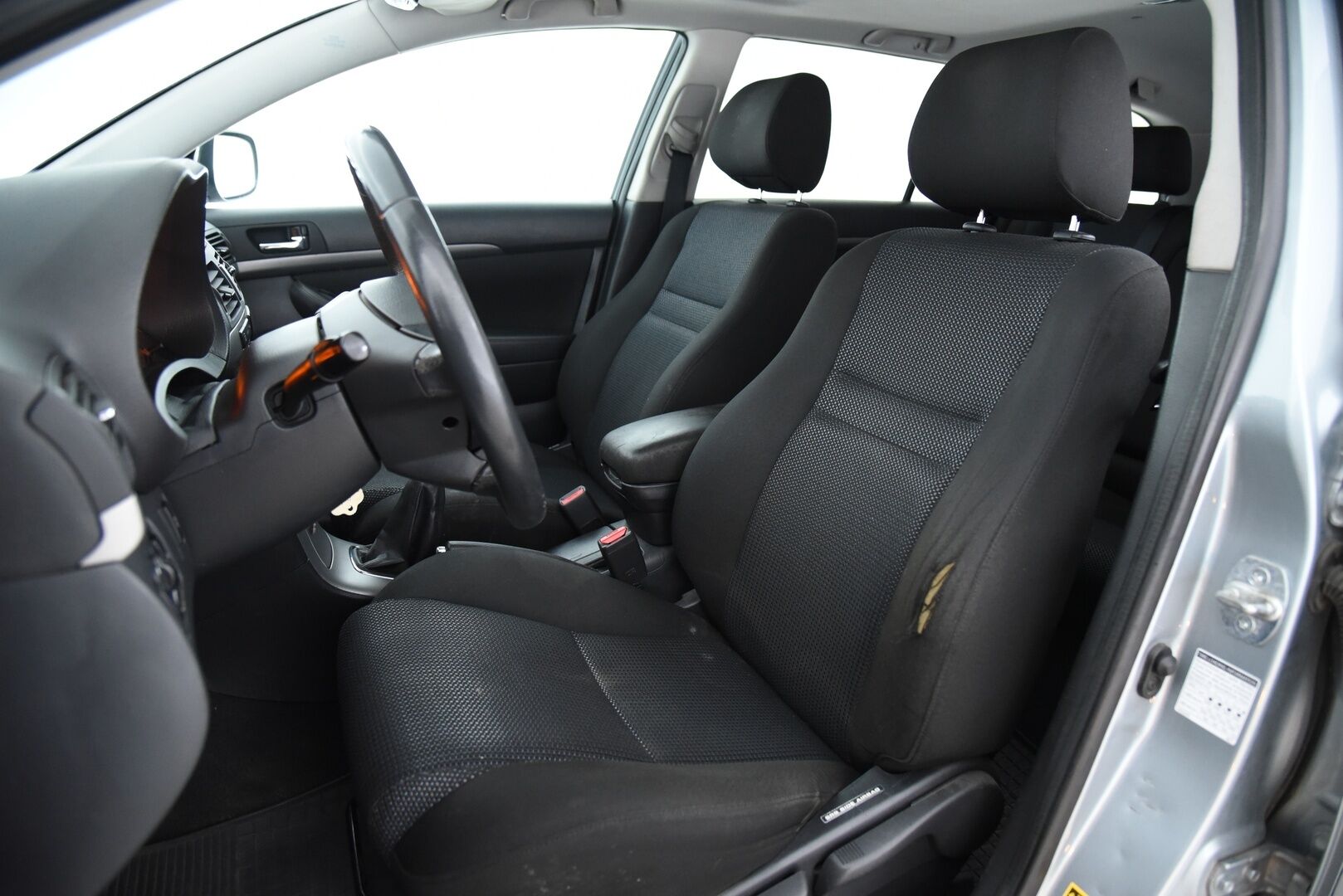 Toyota Avensis 2008 Myydään huutokaupat.com:issa!