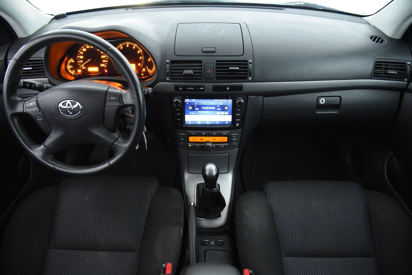 Toyota Avensis 2008 Myydään huutokaupat.com:issa!
