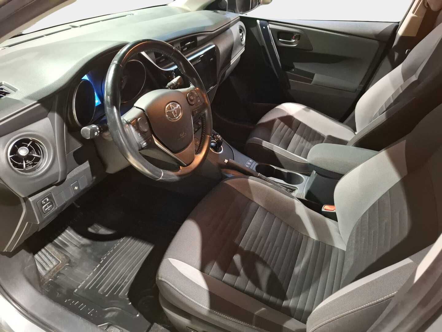 Toyota Auris 2017 Touring Sports 1,8 Hybrid Active - *P-kamera / Lohko+sisähaara / Vakkari / Navigointi / Juuri tullut Tampereelle!!*
