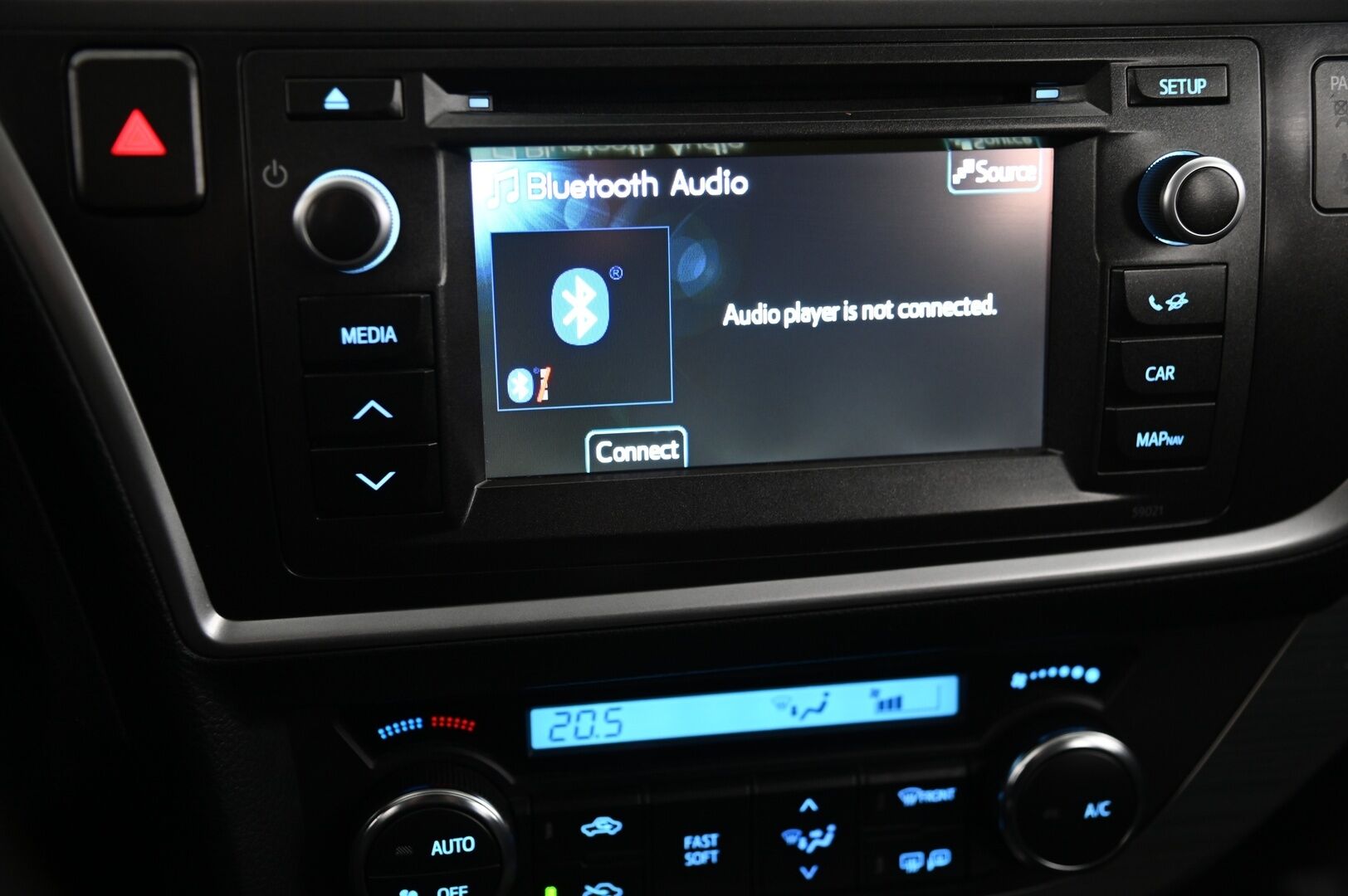 Toyota Auris 2014 Touring Sports 1,6 Valvematic Active Edition Multidrive S *Kamera / Lohko / Navi / Vakkari / BT* - 2x renkaat aluilla / Juuri huollettu / Led lisävalo 