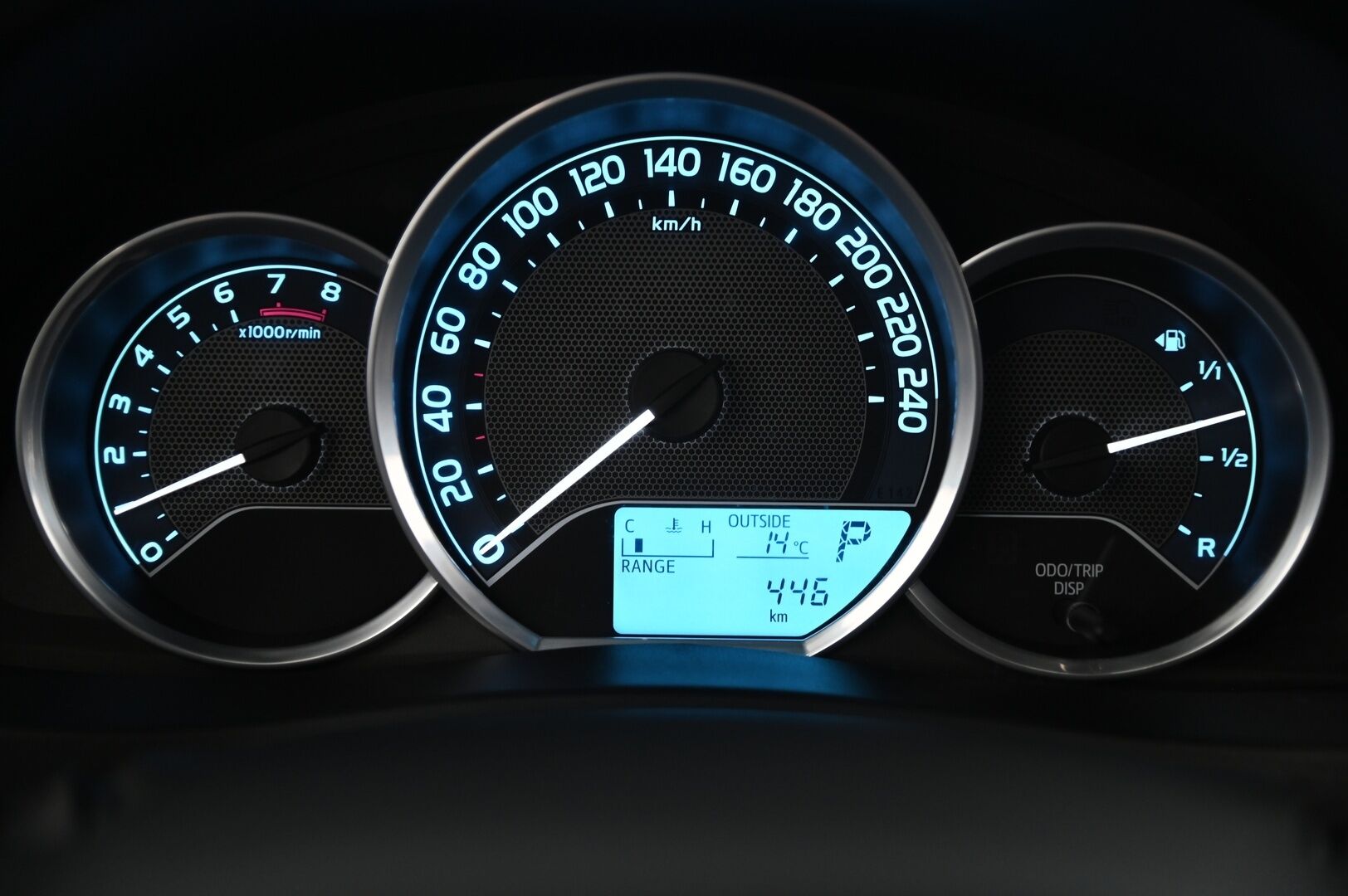 Toyota Auris 2014 Touring Sports 1,6 Valvematic Active Edition Multidrive S *Kamera / Lohko / Navi / Vakkari / BT* - 2x renkaat aluilla / Juuri huollettu / Led lisävalo 