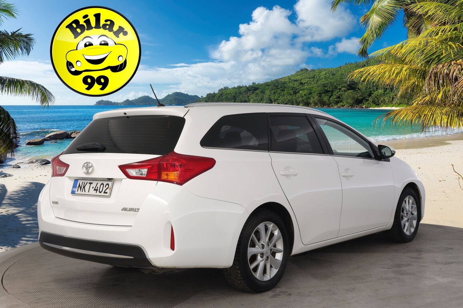 Toyota Auris 2014 Touring Sports 1,6 Valvematic Active Edition Multidrive S *Kamera / Lohko / Navi / Vakkari / BT* - 2x renkaat aluilla / Juuri huollettu / Led lisävalo 