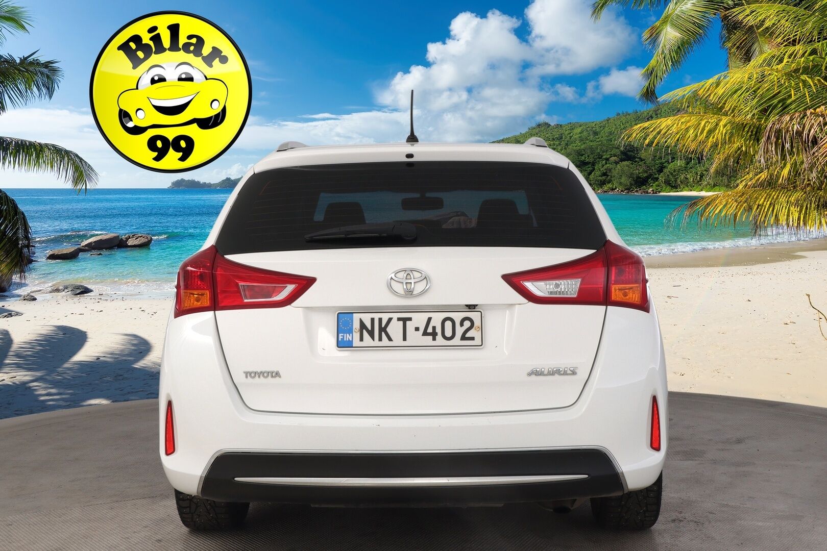 Toyota Auris 2014 Touring Sports 1,6 Valvematic Active Edition Multidrive S *Kamera / Lohko / Navi / Vakkari / BT* - 2x renkaat aluilla / Juuri huollettu / Led lisävalo 