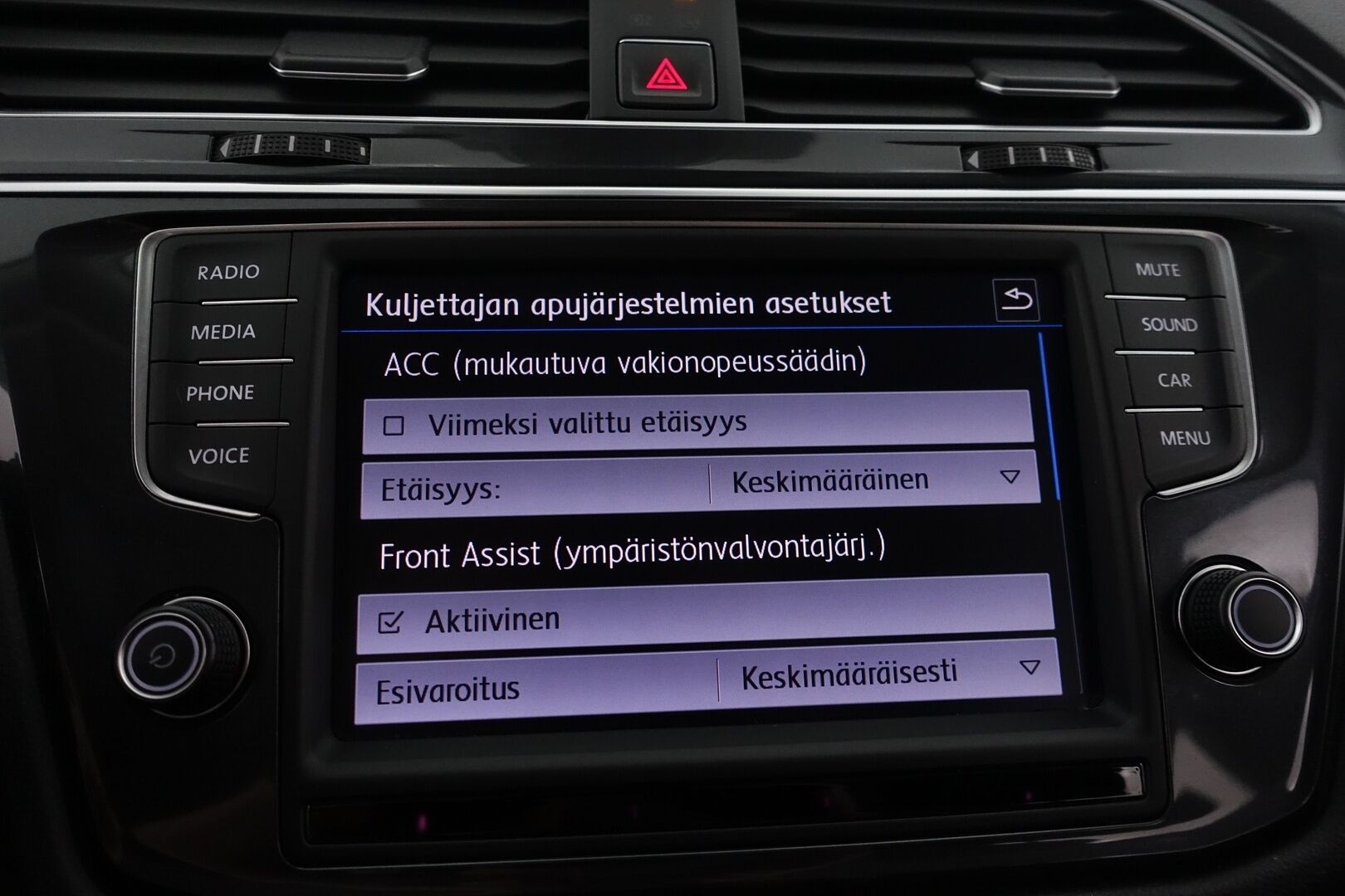 Volkswagen Tiguan 2017 Highline 2,0 TSI 132 kW (180 hv) 4MOTION DSG-automaatti - Juuri Katsastettu! | Digimittaristo | ACC | Webasto | Vetokoukku | Carplay&Android Auto | Suomi-auto | Tutkat |