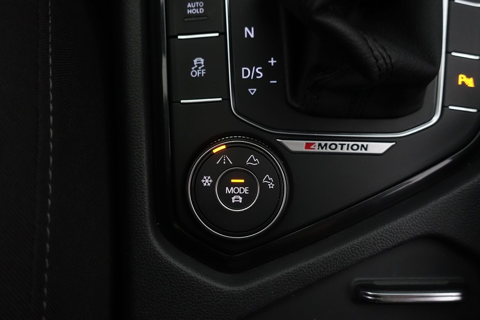 Volkswagen Tiguan 2017 Highline 2,0 TSI 132 kW (180 hv) 4MOTION DSG-automaatti - Juuri Katsastettu! | Digimittaristo | ACC | Webasto | Vetokoukku | Carplay&Android Auto | Suomi-auto | Tutkat |