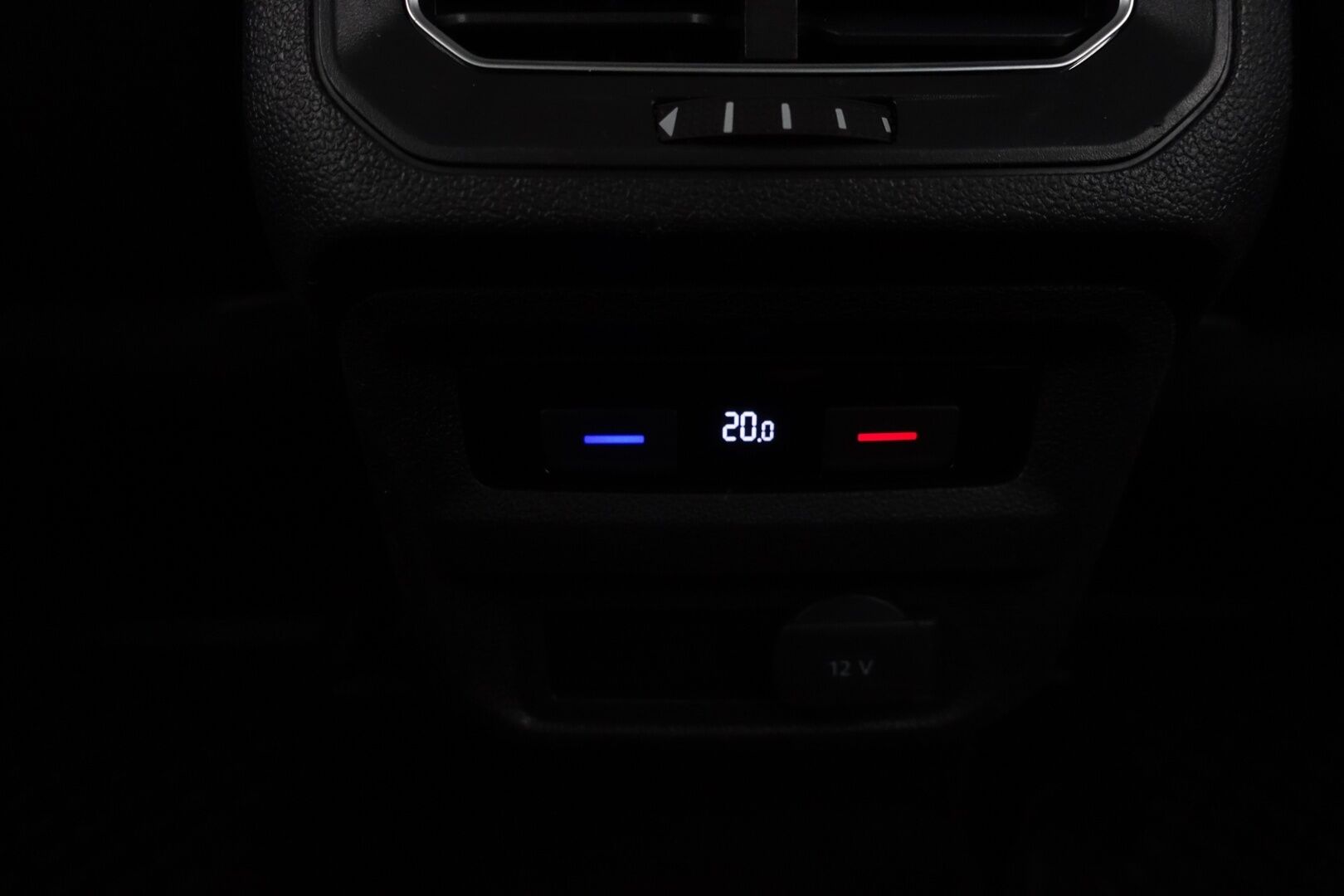 Volkswagen Tiguan 2017 Highline 2,0 TSI 132 kW (180 hv) 4MOTION DSG-automaatti - Juuri Katsastettu! | Digimittaristo | ACC | Webasto | Vetokoukku | Carplay&Android Auto | Suomi-auto | Tutkat |