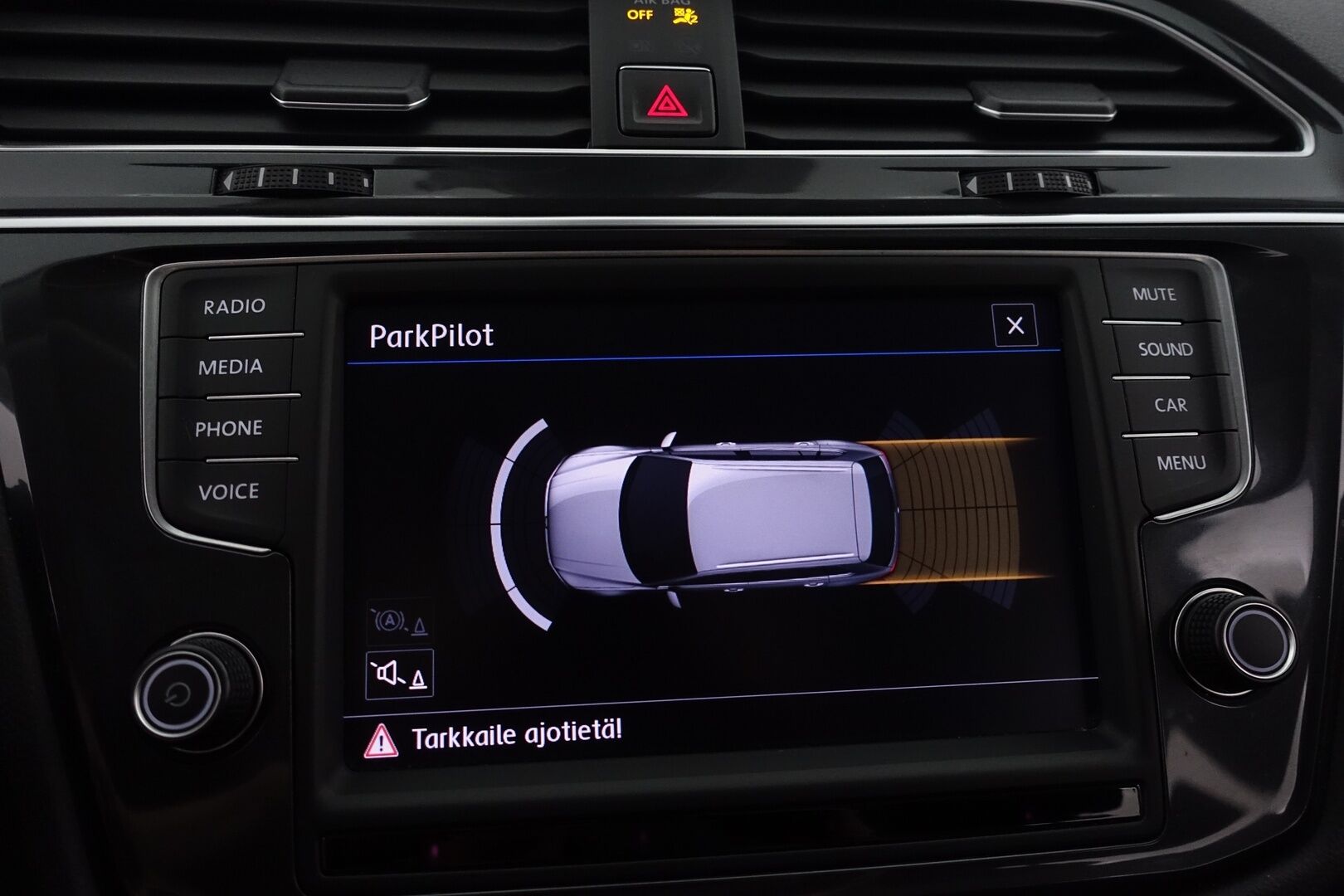 Volkswagen Tiguan 2017 Highline 2,0 TSI 132 kW (180 hv) 4MOTION DSG-automaatti - Juuri Katsastettu! | Digimittaristo | ACC | Webasto | Vetokoukku | Carplay&Android Auto | Suomi-auto | Tutkat |