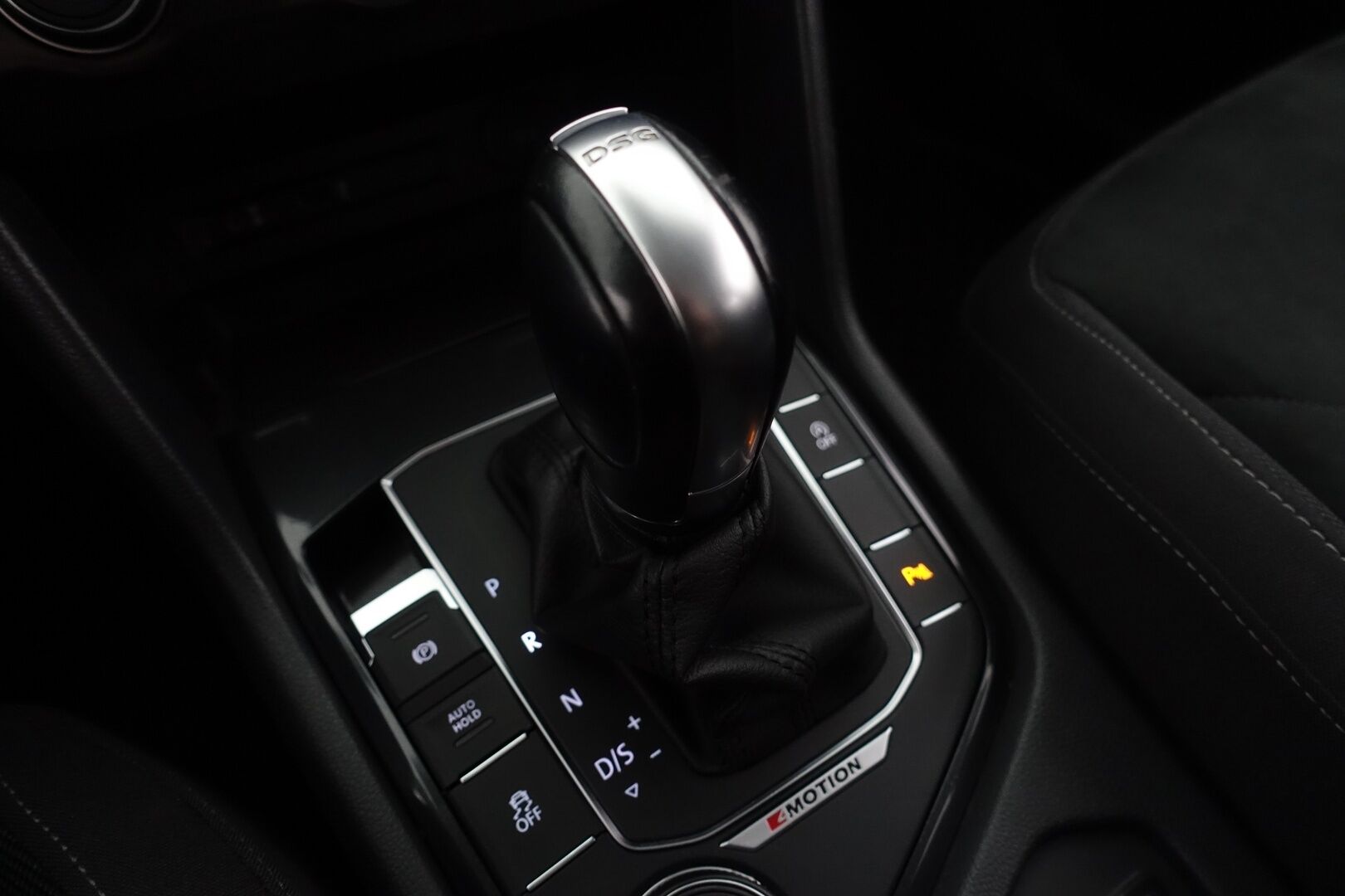Volkswagen Tiguan 2017 Highline 2,0 TSI 132 kW (180 hv) 4MOTION DSG-automaatti - Juuri Katsastettu! | Digimittaristo | ACC | Webasto | Vetokoukku | Carplay&Android Auto | Suomi-auto | Tutkat |
