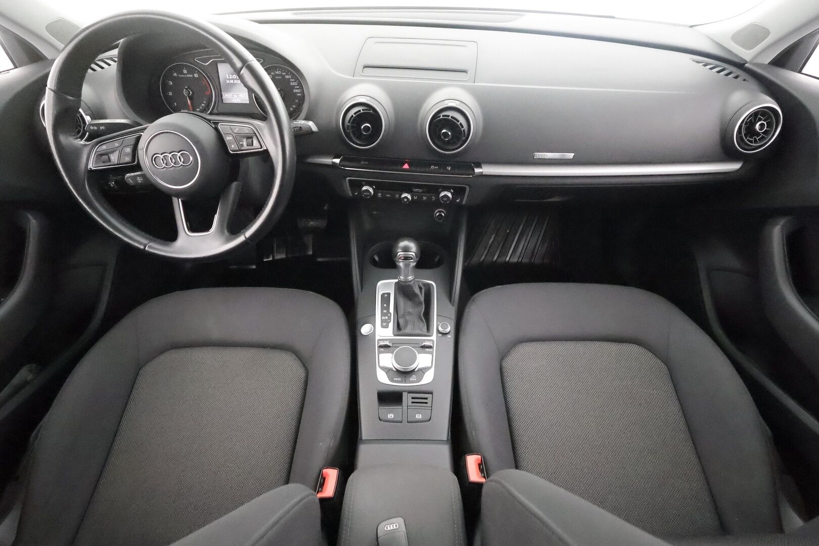 Audi A3 2017 Sportback First Edition Business 1,4 TFSI COD 110 kW ultra S tronic - | ACC | Facelift | LED | Keyless | Apple & Android | Lohko+sisälämmitin | Peruutustutka | Audi Sound System | 2x renkaat aluin | Suomiauto | 