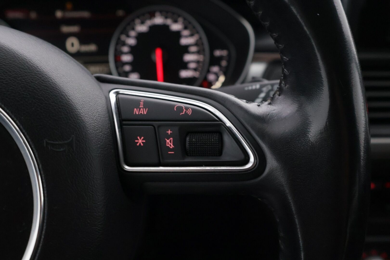 Audi A6 2011 Avant 2,0 TDI 130 kW Start-Stop - S-Line ulkopaketti | Sporttipenkit | Xenon | Vakkari | Lohkolämmitin ja sisäpistoke
