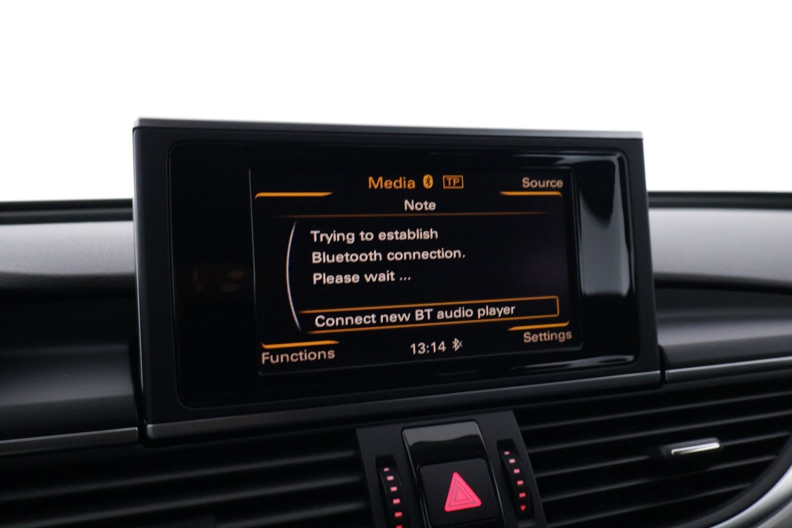 Audi A6 2011 Avant 2,0 TDI 130 kW Start-Stop - S-Line ulkopaketti | Sporttipenkit | Xenon | Vakkari | Lohkolämmitin ja sisäpistoke