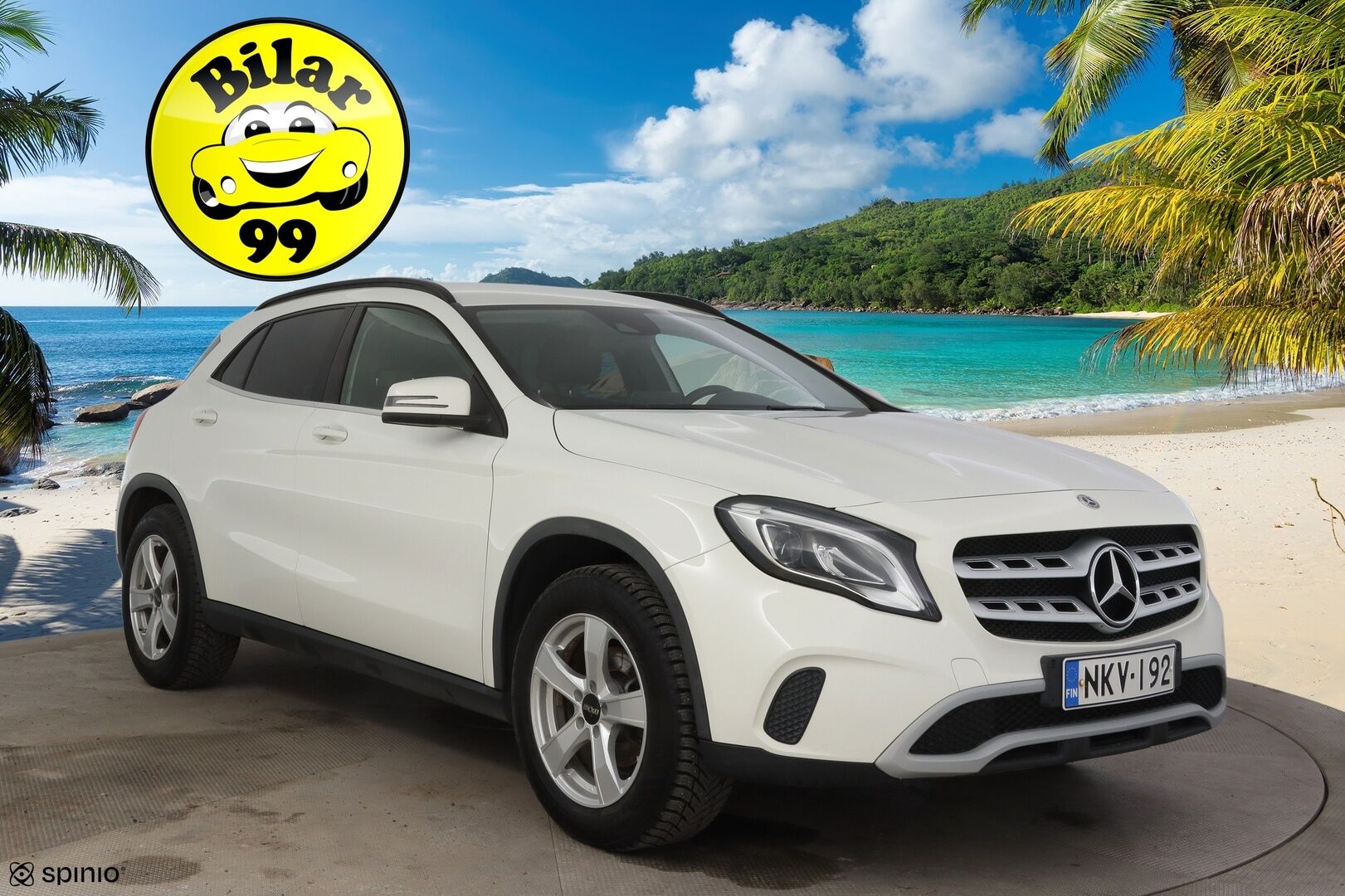 Mercedes-Benz GLA 2018 220 d 4Matic A Premium Business * Webasto / LED valot / Navi / P.kamera / Vakkari / Puolinahat * - *2x renkaat vanteilla / Asiallisesti huollettu / Facelift *