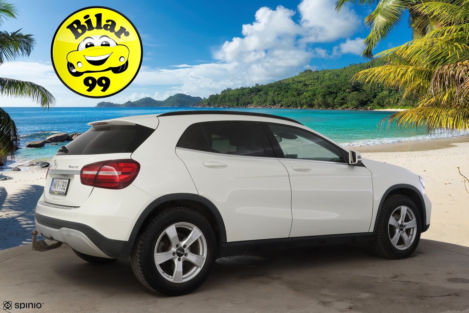 Mercedes-Benz GLA 2018 220 d 4Matic A Premium Business * Webasto / LED valot / Navi / P.kamera / Vakkari / Puolinahat * - *2x renkaat vanteilla / Asiallisesti huollettu / Facelift *