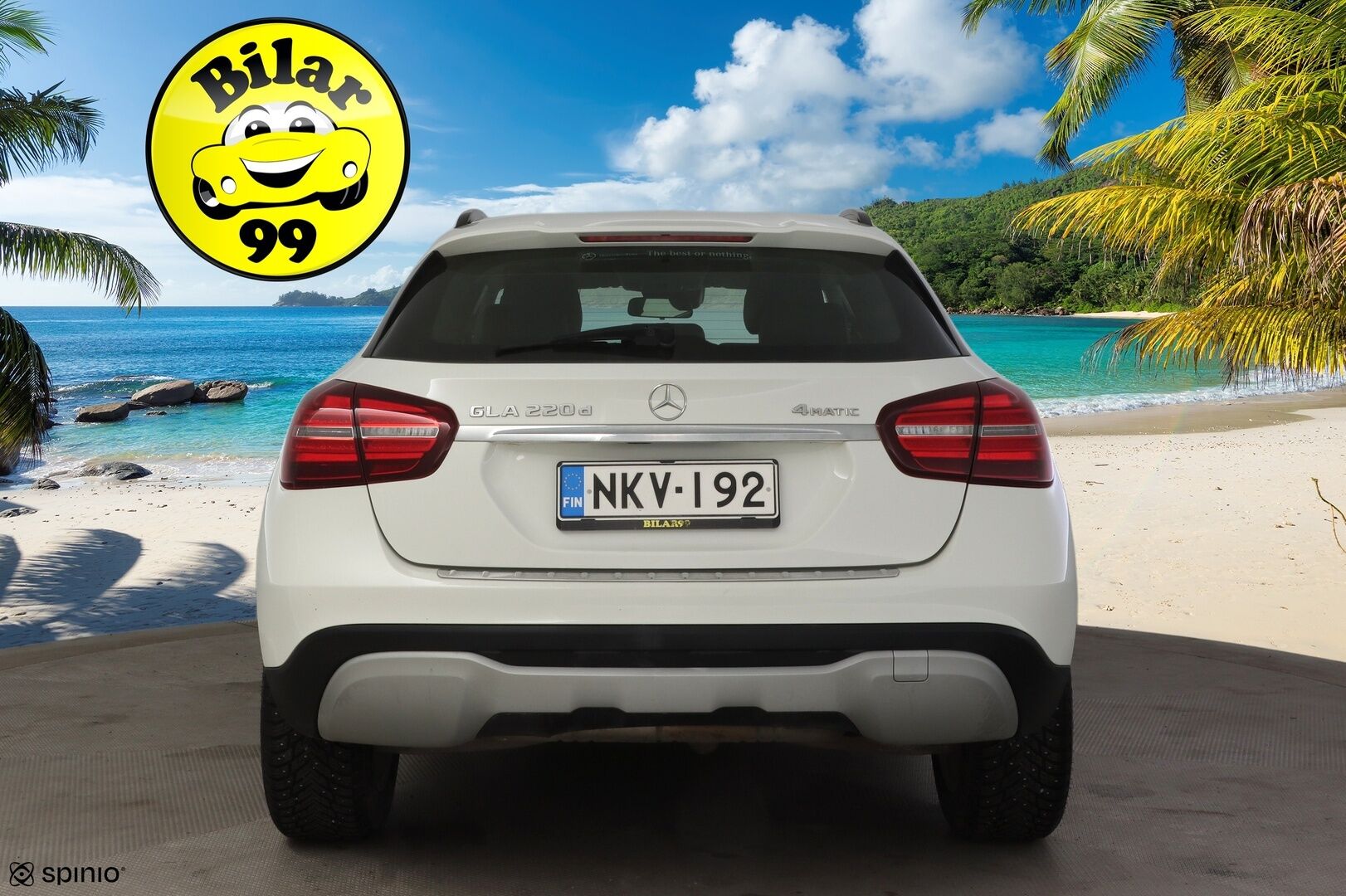 Mercedes-Benz GLA 2018 220 d 4Matic A Premium Business * Webasto / LED valot / Navi / P.kamera / Vakkari / Puolinahat * - *2x renkaat vanteilla / Asiallisesti huollettu / Facelift * - HULLUT JOULUT KORKOTARJOUS 2,49% 