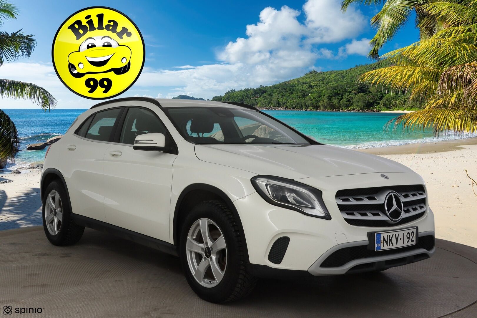 Mercedes-Benz GLA 2018 220 d 4Matic A Premium Business * Webasto / LED valot / Navi / P.kamera / Vakkari / Puolinahat * - *2x renkaat vanteilla / Asiallisesti huollettu / Facelift *