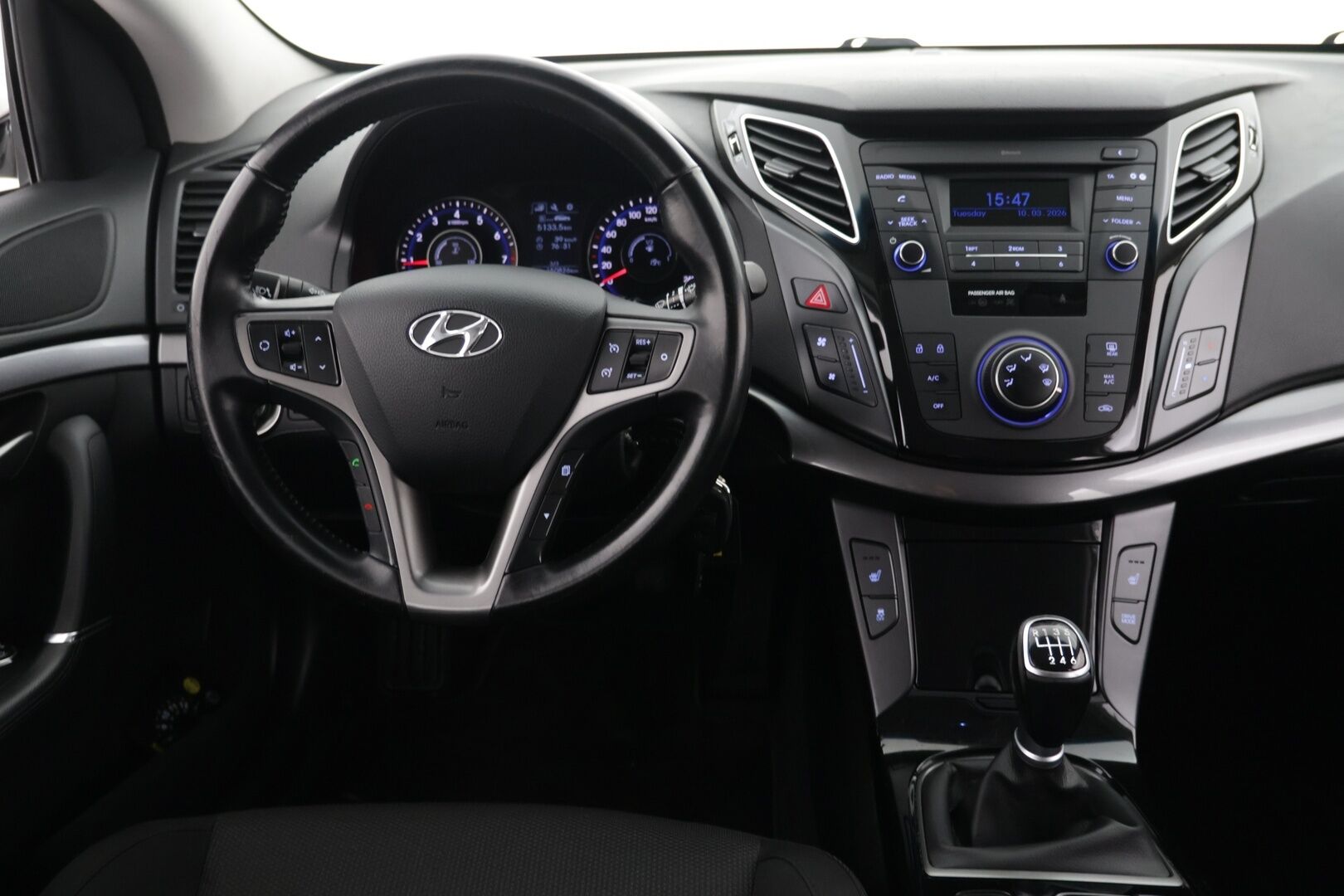 Hyundai i40 Wagon 2018 1,6 6MT ISG Classic * Vakkari / Bluetooth / Ilmastointi * - 2-omisteinen / Suomi-auto / 2 x hyväkuntoiset renkaat - HULLUT AVAJAISHULINAT KORKOTARJOUS 3,29 %