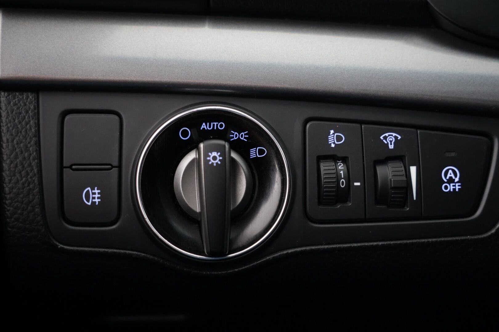 Hyundai i40 Wagon 2018 1,6 6MT ISG Classic * Vakkari / Bluetooth / Ilmastointi * - 2-omisteinen / Suomi-auto / 2 x hyväkuntoiset renkaat - HULLUT AVAJAISHULINAT KORKOTARJOUS 3,29 %