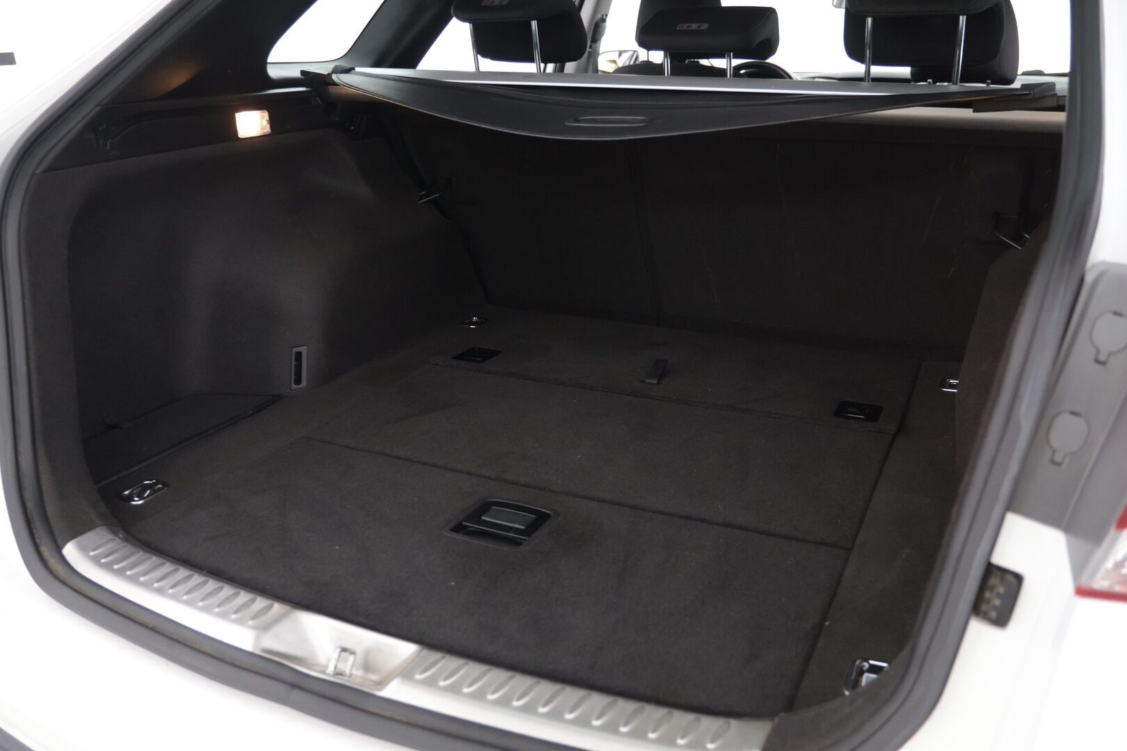 Hyundai i40 Wagon 2018 1,6 6MT ISG Classic * Vakkari / Bluetooth / Ilmastointi * - 2-omisteinen / Suomi-auto / 2 x hyväkuntoiset renkaat - HULLUT AVAJAISHULINAT KORKOTARJOUS 3,29 %