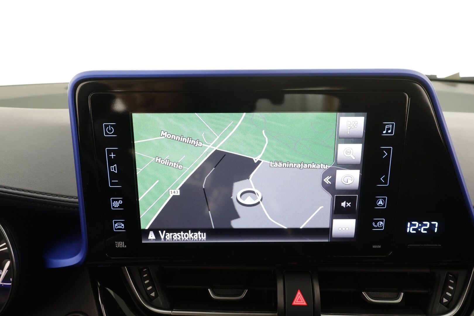 Toyota C-HR 2017 1,8 Hybrid Premium * Nahat / JBL / ACC / P.kamera / LED / Navi / Lohkolämmitin / KeylessGo * - Suomi-auto / Kahdet renkaat aluvanteilla