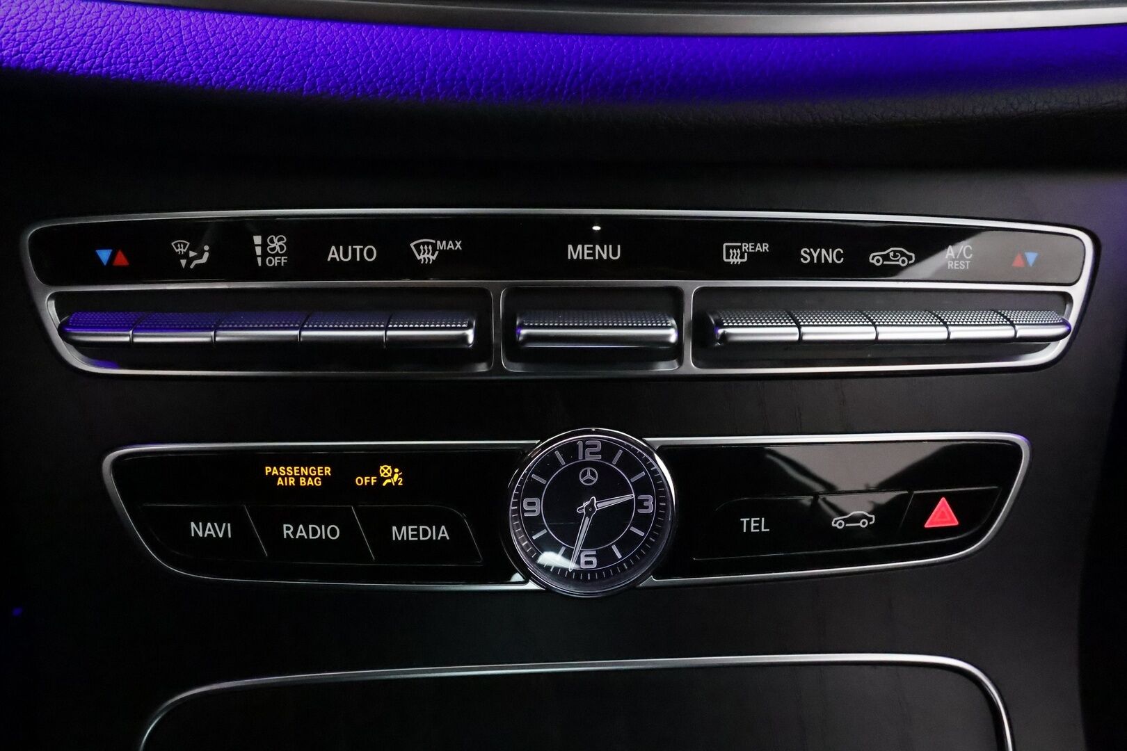 Mercedes-Benz E 2017 220 d 4Matic A Coupé Business AMG *Suomi-auto / Distronic Pro / Multibeam LED / Navi / Lohko / P.kamera*