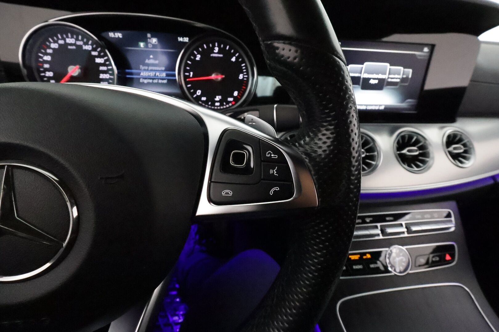Mercedes-Benz E 2017 220 d 4Matic A Coupé Business AMG *Suomi-auto / Distronic Pro / Multibeam LED / Navi / Lohko / P.kamera*