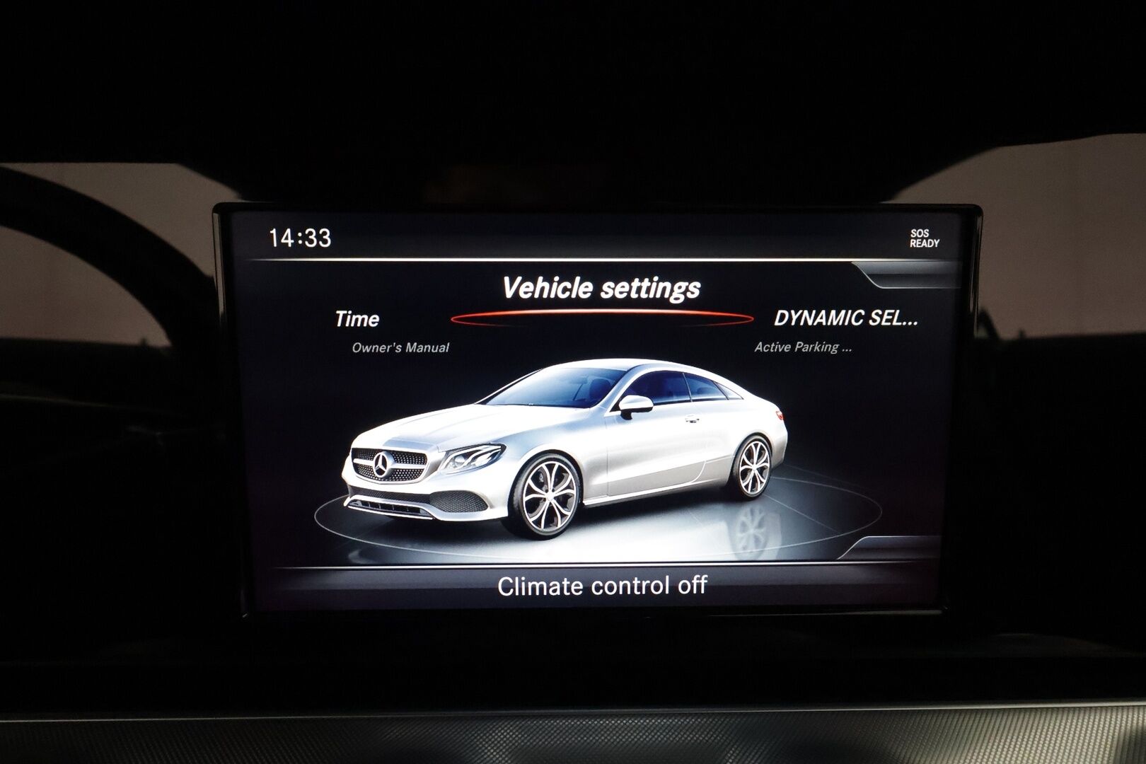 Mercedes-Benz E 2017 220 d 4Matic A Coupé Business AMG *Distronic Pro / Multibeam LED / Navi / Lohko / P.kamera* -  / Suomiauto /  Nelikko / Erikoisväri