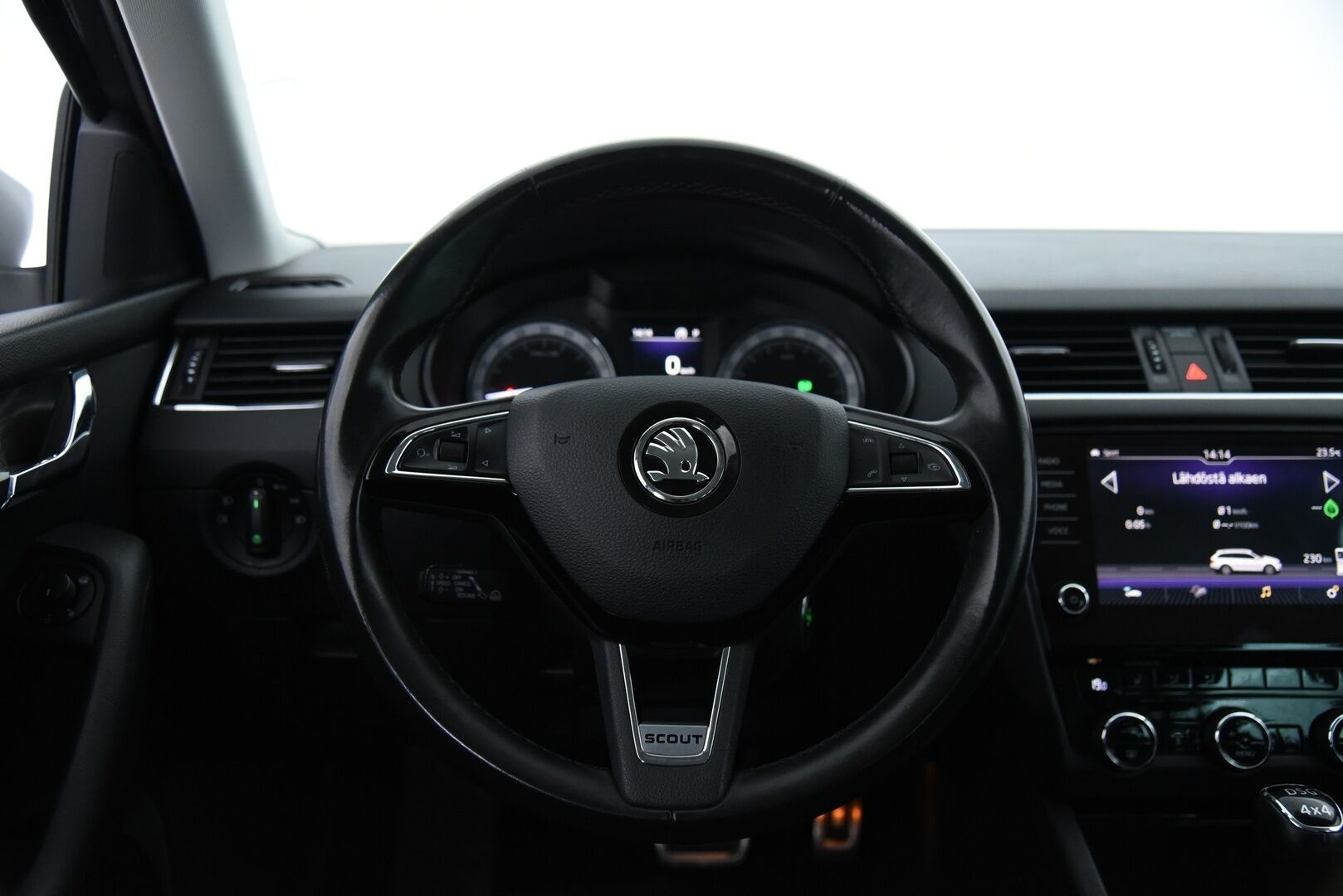 Skoda Octavia 2017 Combi 2,0 TDI 184 4x4 Scout DSG Autom / Adapt. Vakkari / P. Kamera / LED / Koukku - BLIS / P.Tutkat