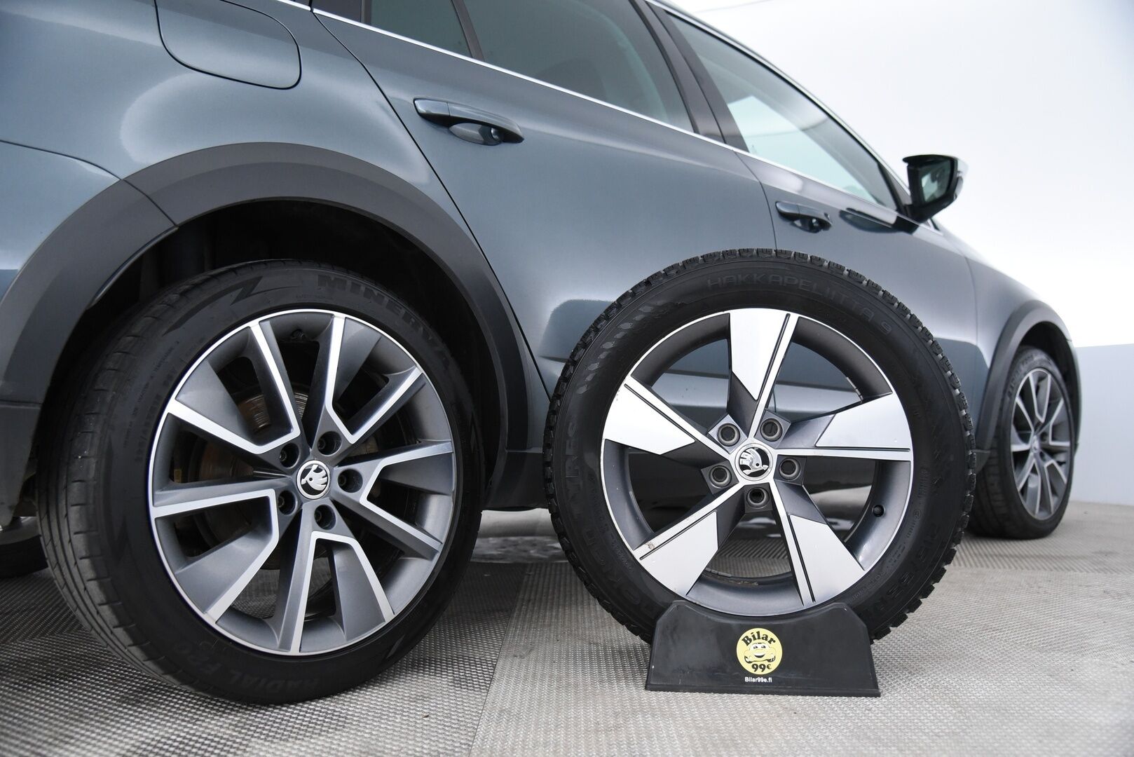 Skoda Octavia 2017 Combi 2,0 TDI 184 4x4 Scout DSG Autom / Adapt. Vakkari / P. Kamera / LED / Koukku - BLIS / P.Tutkat