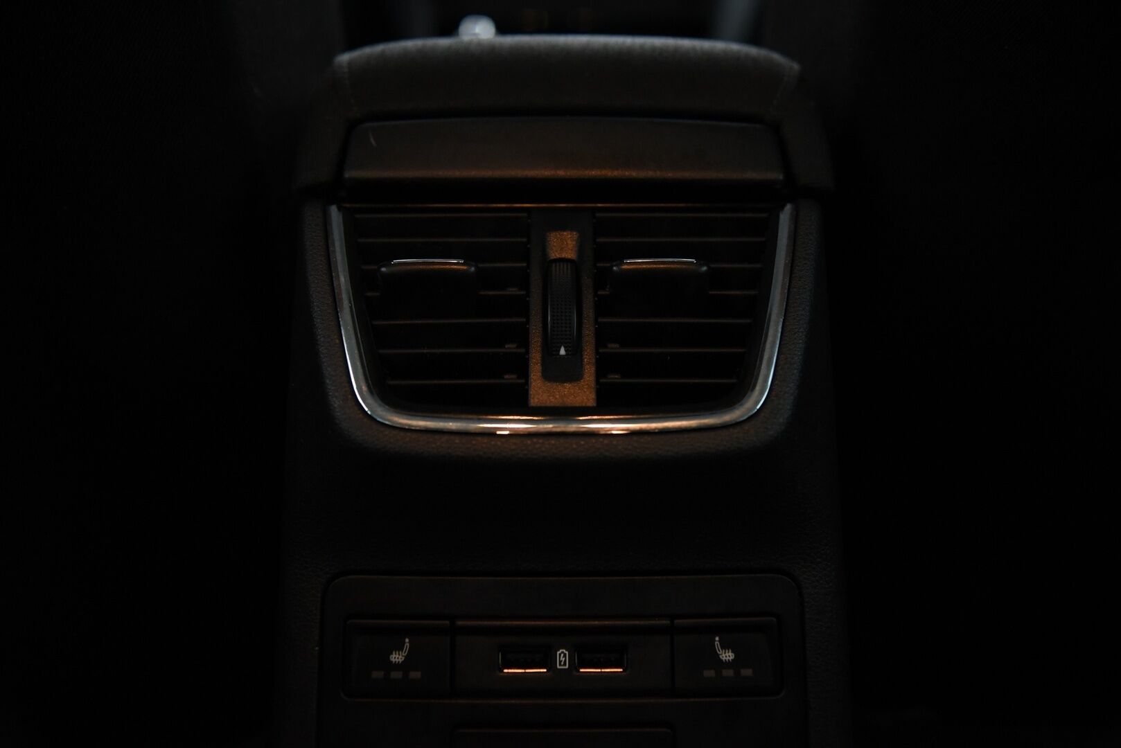 Skoda Octavia 2017 Combi 2,0 TDI 184 4x4 Scout DSG Autom / Adapt. Vakkari / P. Kamera / LED / Koukku - BLIS / P.Tutkat