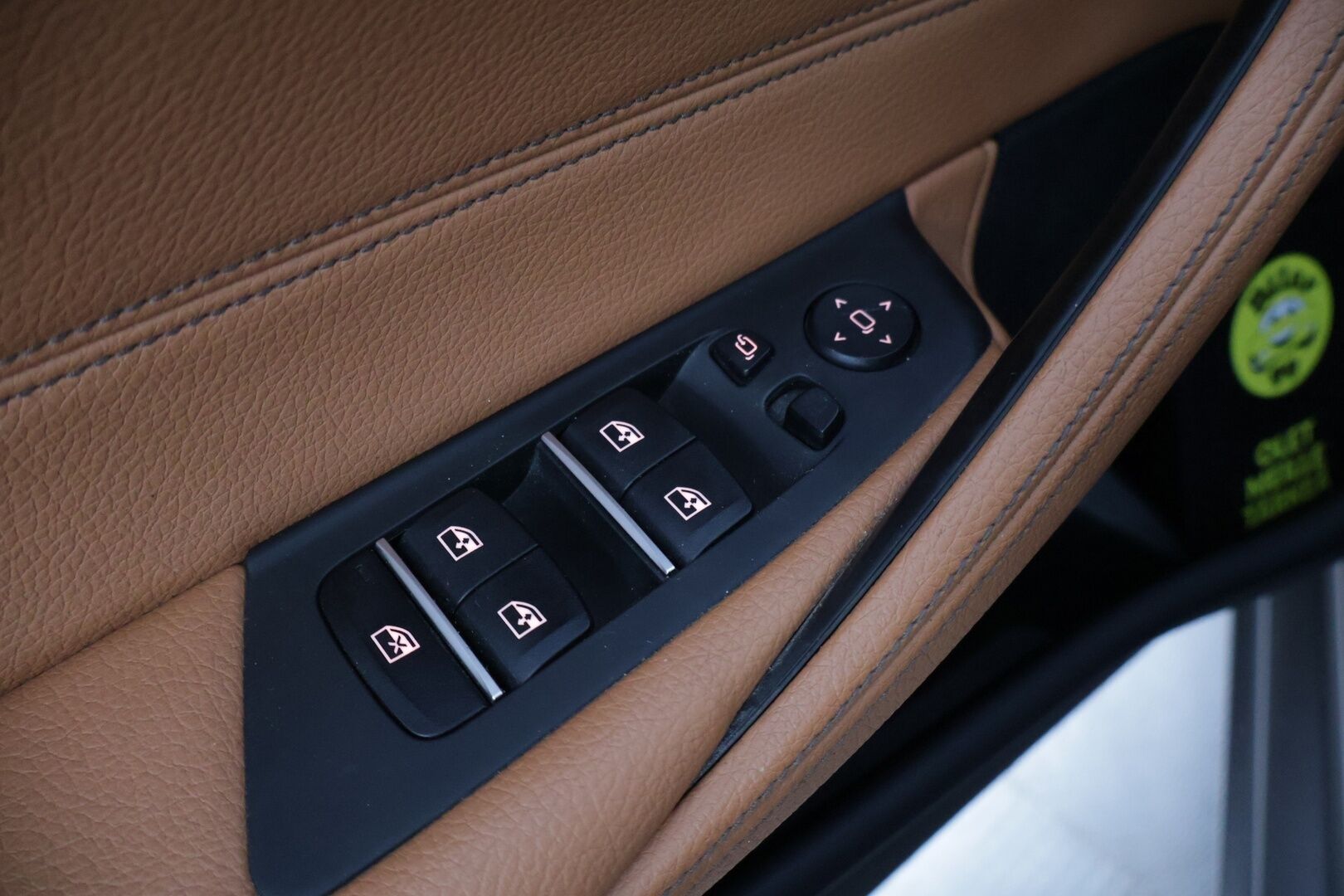 BMW 520 2017 G31 Touring 520d A xDrive Business* Webasto / Vetokoukku / Konjakkinahat* - *Digimittari / My BMW / 2-Omisteinen / Suomi-auto / P-Tutkat / Siisti* - HULLUT JOULUT KORKOTARJOUS 2,49% 