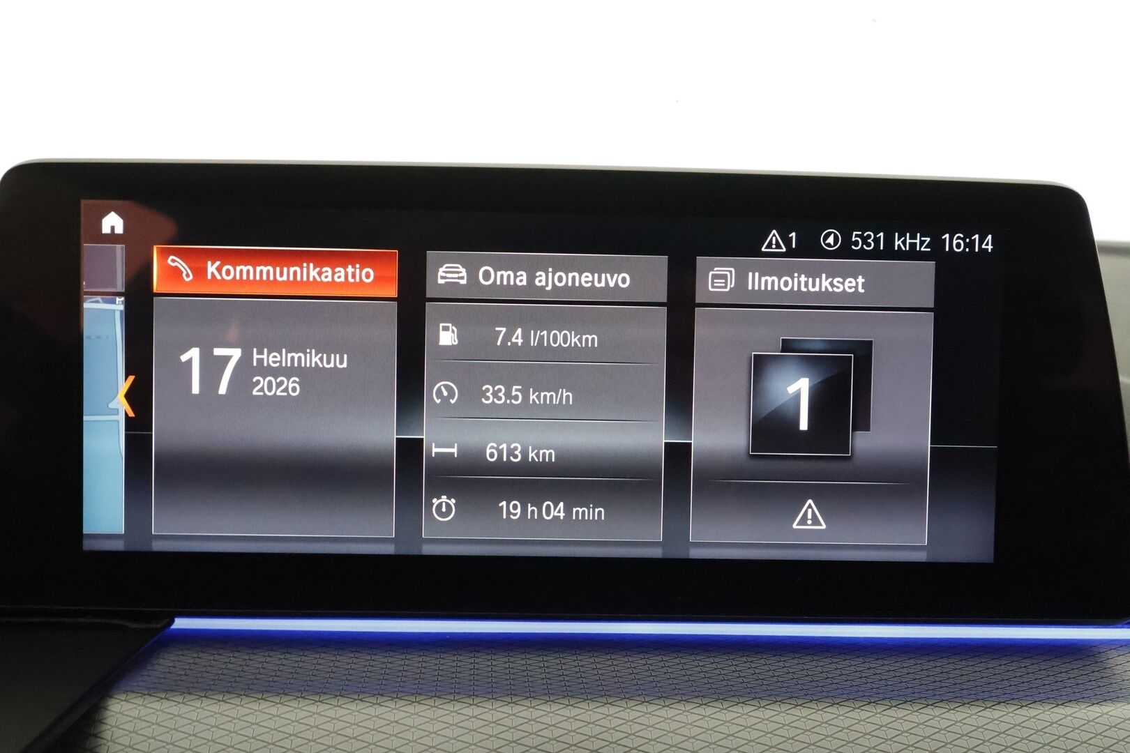 BMW 520 2018 G30 Sedan 520d A xDrive M Sport * K-Sport ilma-alusta / Webasto / Koukku / Sporttinahat / Kamera / LED / Navi * - Suomi-auto / Merkkihuollettu / M-Sport / Shadowline