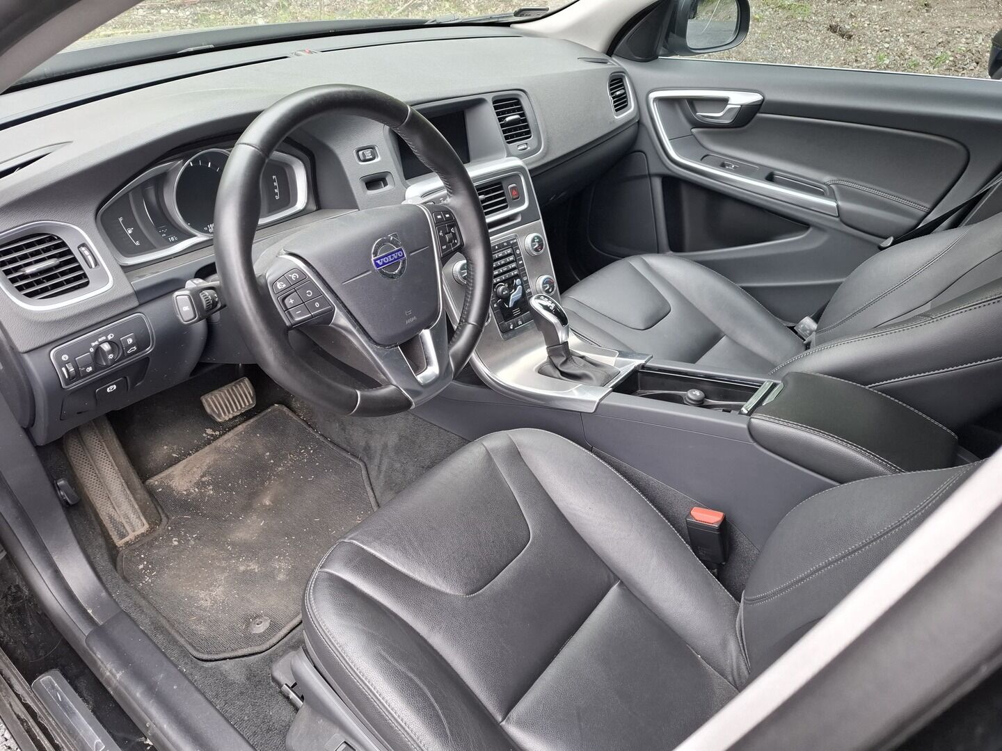 Volvo S60 2018 T3 Business Classic Summum aut **Webasto / P.tutkat / Keyless / TULOSSA