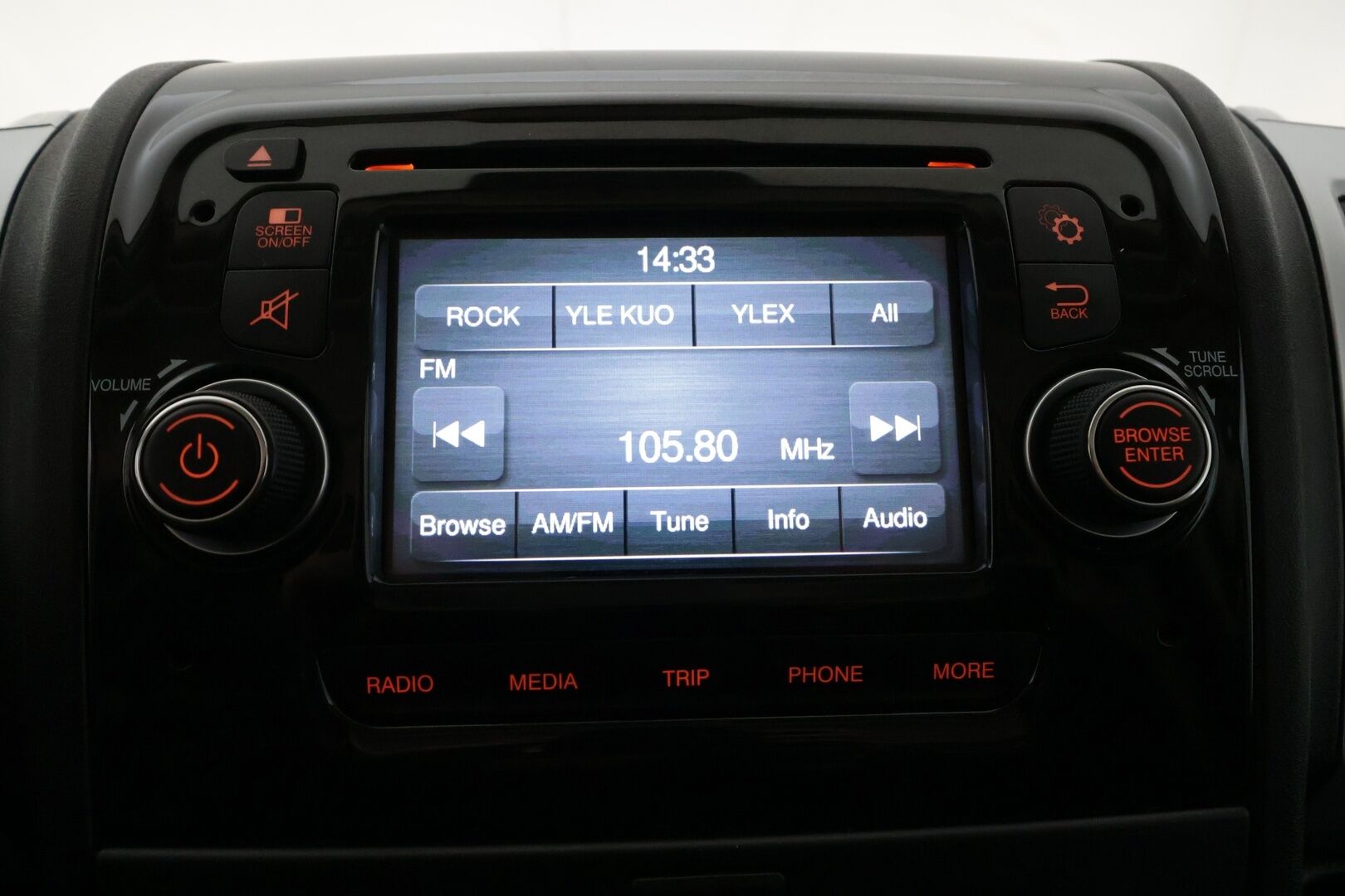 Citroen Jumper 2018 BlueHDi 110 35 L2H1 **Webasto / Vakkari / Bluetooth&CD-Soitin / LED-lisävalo / Ilmastointi / ALV** - 1-om. Suomi-auto / Kahdet renkaat