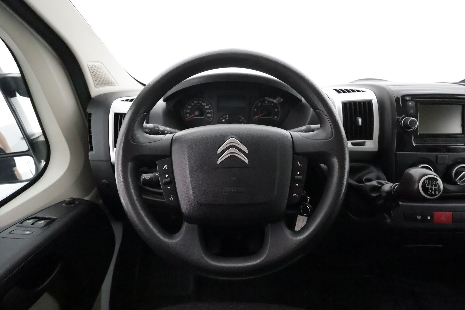 Citroen Jumper 2018 BlueHDi 110 35 L2H1 **Webasto / Vakkari / Bluetooth&CD-Soitin / LED-lisävalo / Ilmastointi / ALV** - 1-om. Suomi-auto / Kahdet renkaat