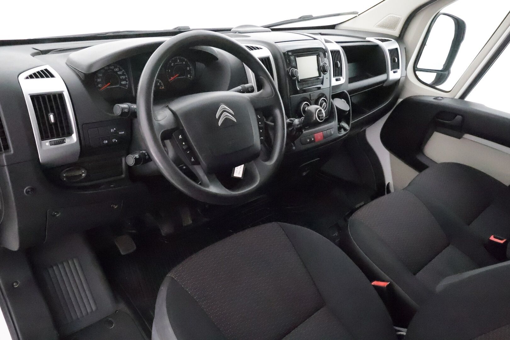 Citroen Jumper 2018 BlueHDi 110 35 L2H1 **Webasto / Vakkari / Bluetooth&CD-Soitin / LED-lisävalo / Ilmastointi / ALV** - 1-om. Suomi-auto / Kahdet renkaat