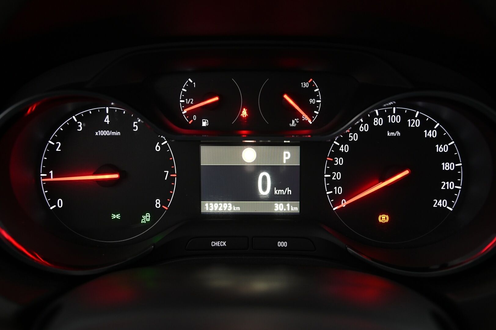 Opel Grandland X 2018 Innovation 1,2 Turbo Start/Stop 96 kW AT6 *ACC / Panorama / 360 kamera / Lohko / Suomi-auto / Jakopää juuri tehty!* - *Juuri saapunut / 2x Renkaat / Lisää kuvia tulossa!*